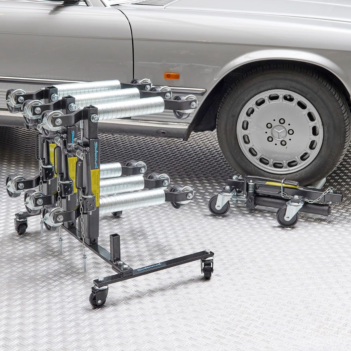 Datona storage trolley for hydraulic jacks