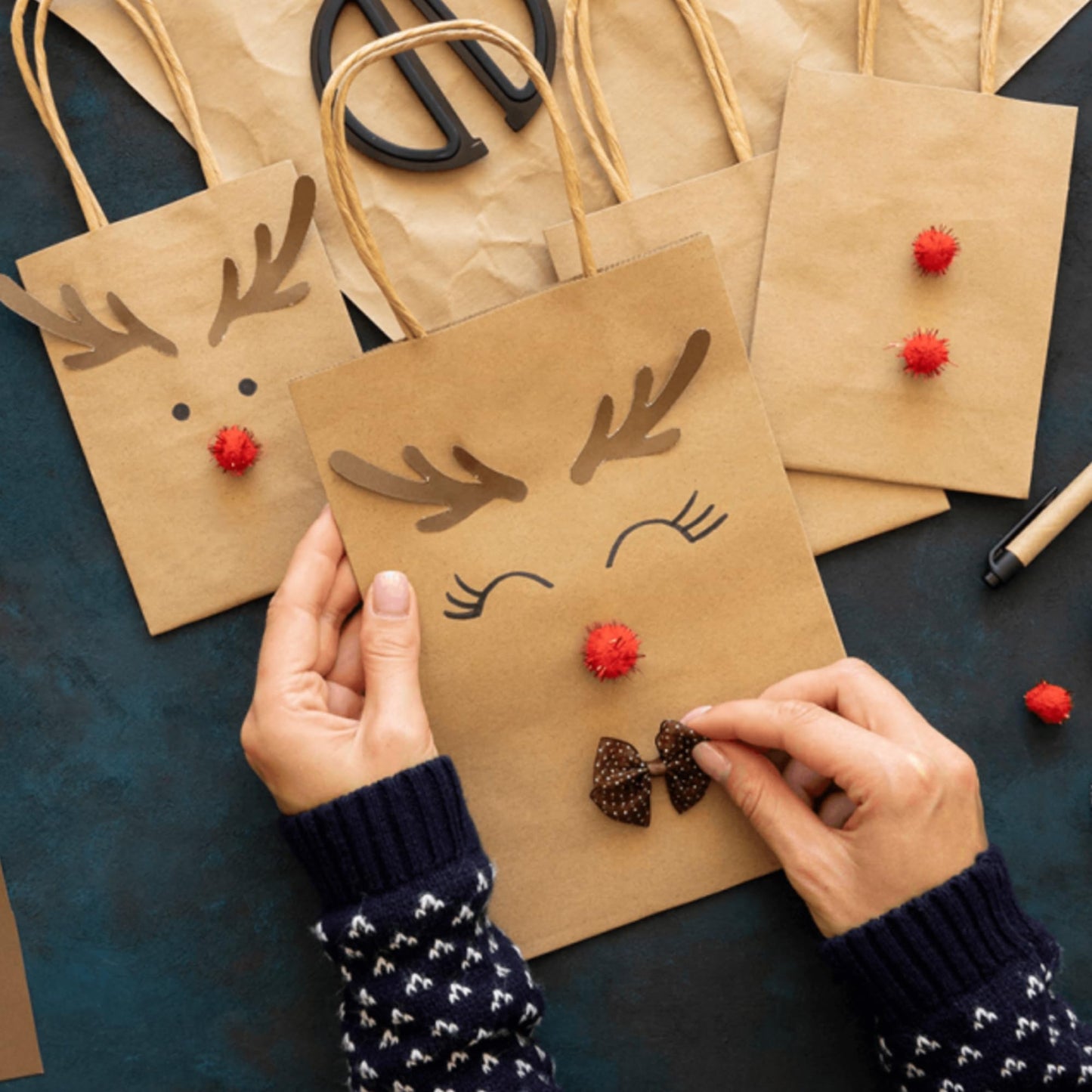 GIFTSAY 50pcs Paper Bags with Handle Small Brown 15X8X21cm, Gift Bags for Wedding Party, Shopping Bags, Retail Merchandise Bags, and Birthday