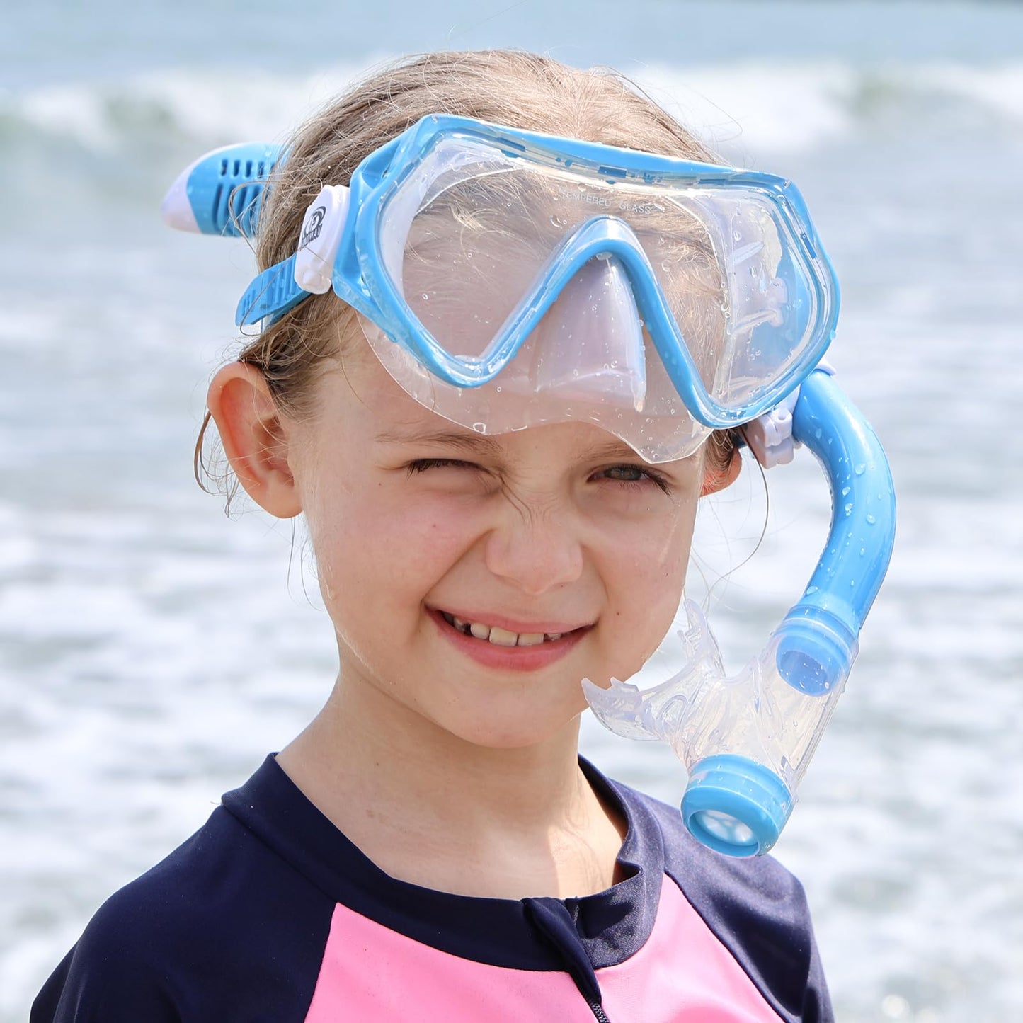 Findway kids diving mask, swimming goggles for boys and girls teenagers, snorkel mask with nose cover 180° panoramic HD anti-fog anti-leak diving mask for children 6-16 years.