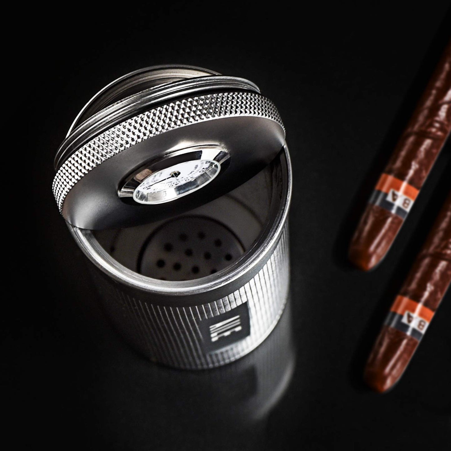 AILE Cigar Stainless Steel Humidor, Silver Travel Cigar Case, Tube for 3-4 cigars, Portable Cigar Case, Cigar Hygrometer, great gift for aficionados.