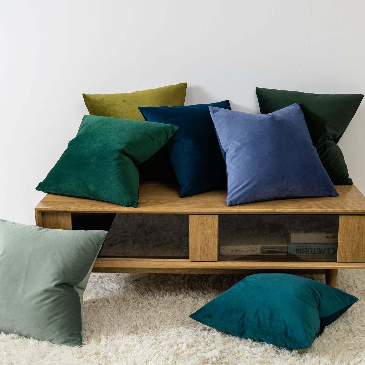 JUSPURBET Navy Blue Velvet Pillow Covers 50cmx50cm 2-Pack for living room couch sofa bedroom Decorative Square Solid Soft Pillowcases with invisible zipper