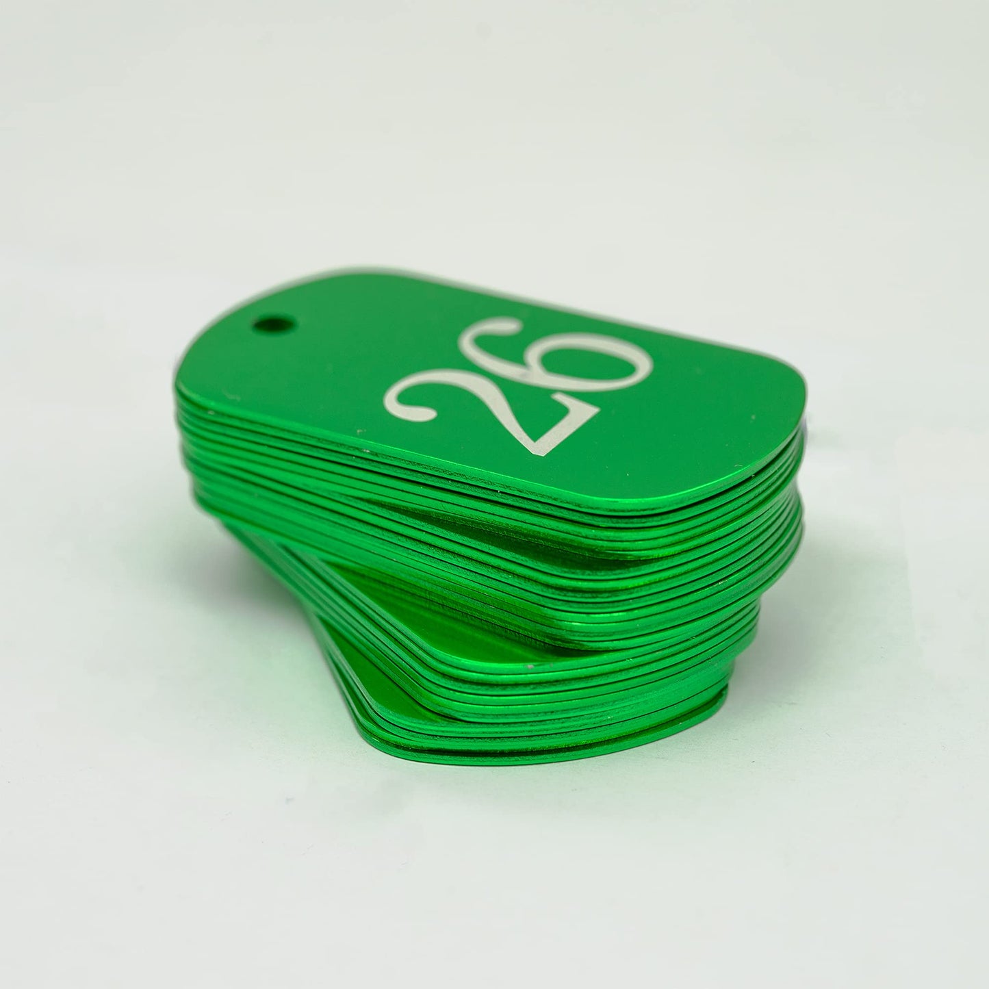 Aluminum tags with engraved numbers 1 to 50, keychains, identification tags with key rings, green