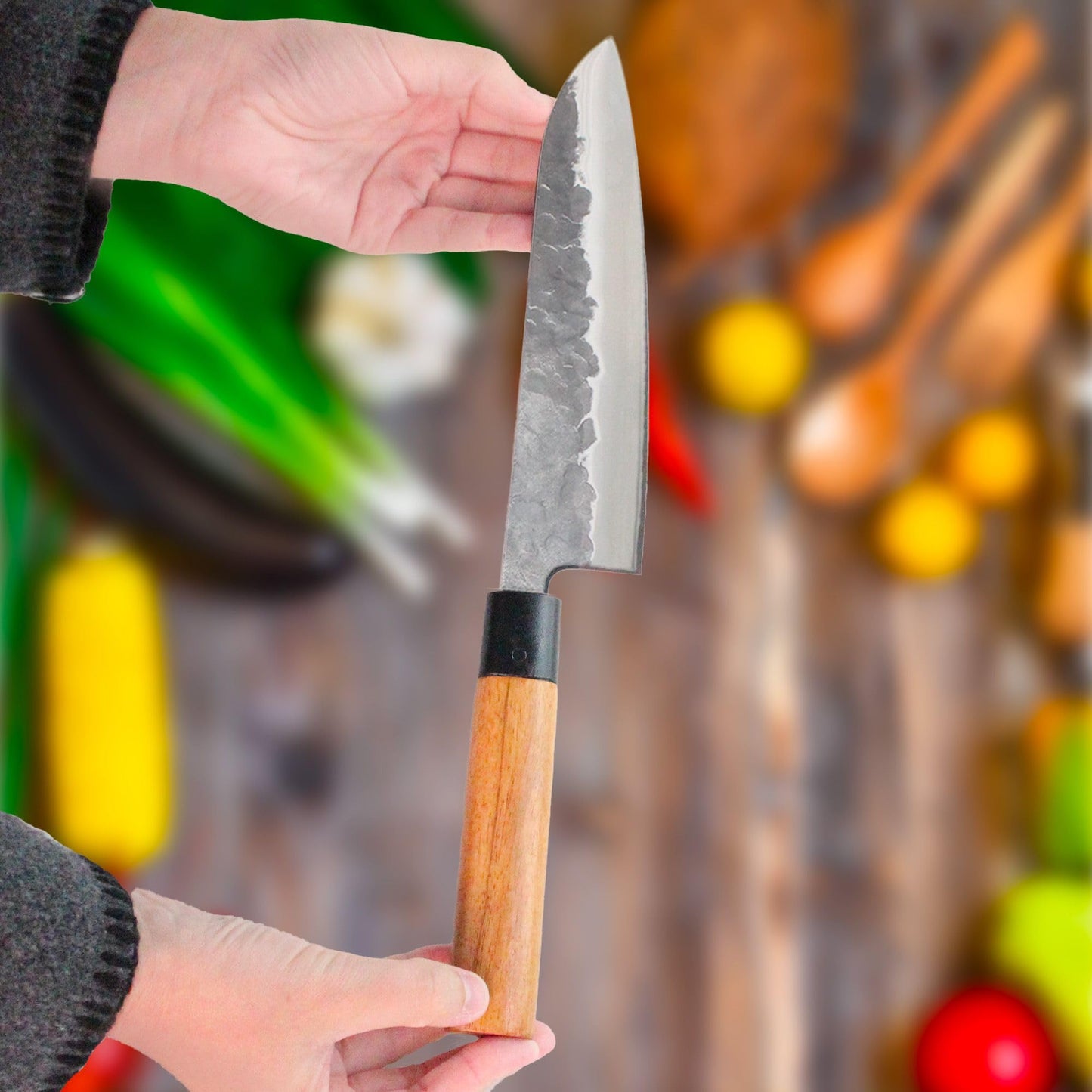 Fishtec Chef Kitchen Knife 18 cm - Japanese knife with hammered steel blade 2.5mm HCR hardness 58 - Professional multipurpose knife - Rosewood handle - Wooden gift box