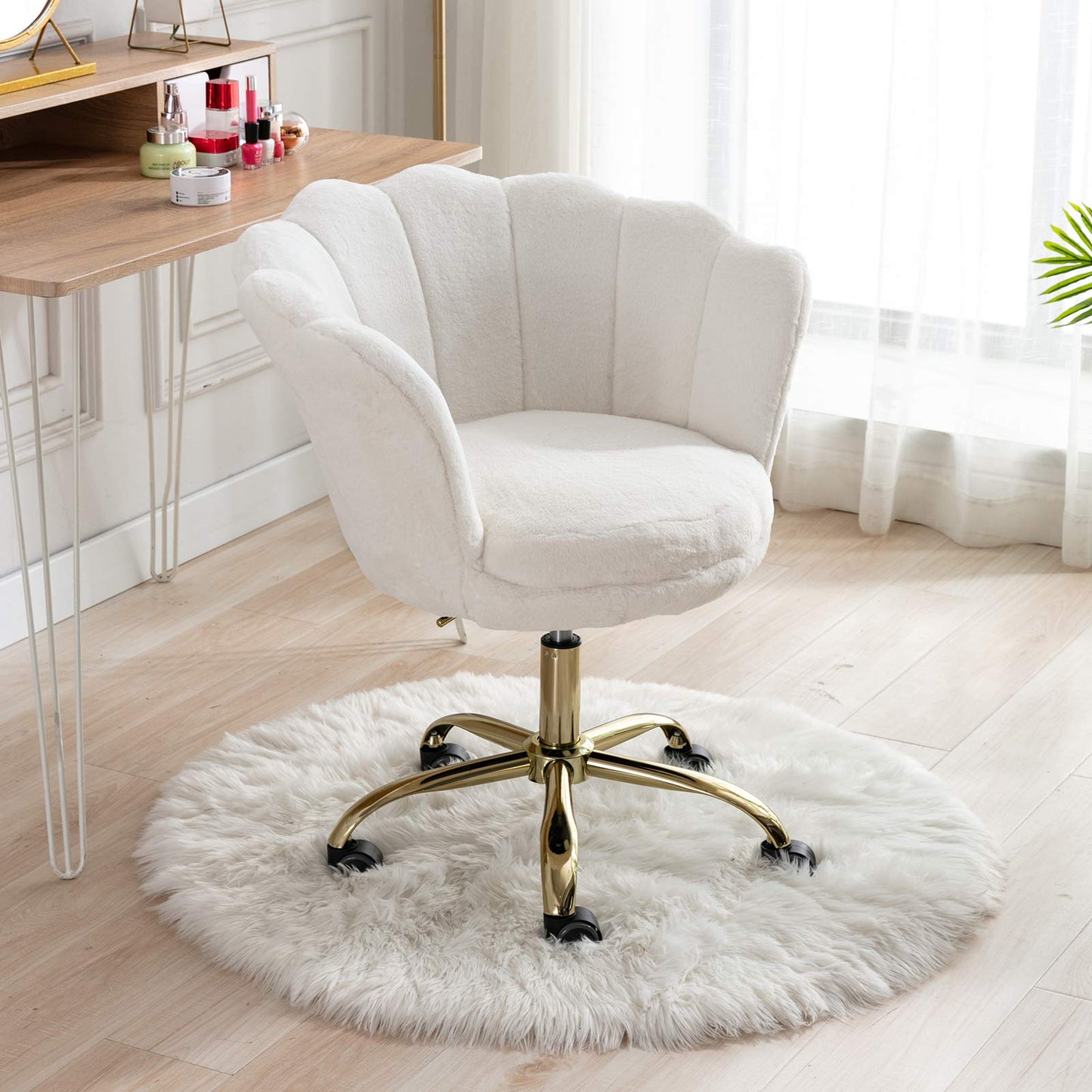 Wahson office chair made of faux fur swivel chair with wheels computer chair height adjustable, desk chair for bedroom/vanity, White