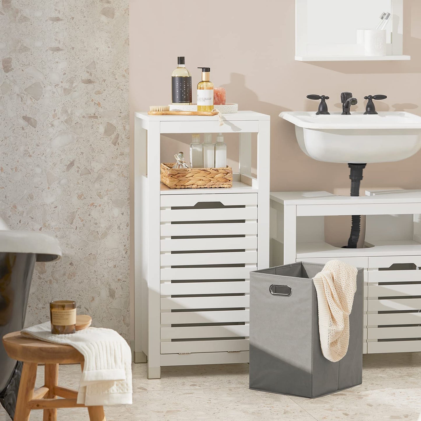 SoBuy Bathroom Cabinet with Laundry Basket - Laundry Cabinet, Bathroom Cabinet with Fold-Out Laundry Bag, Compact Bathroom Shelf, Wooden Bathroom Furniture, White, 42x90x30cm, BZR67-W