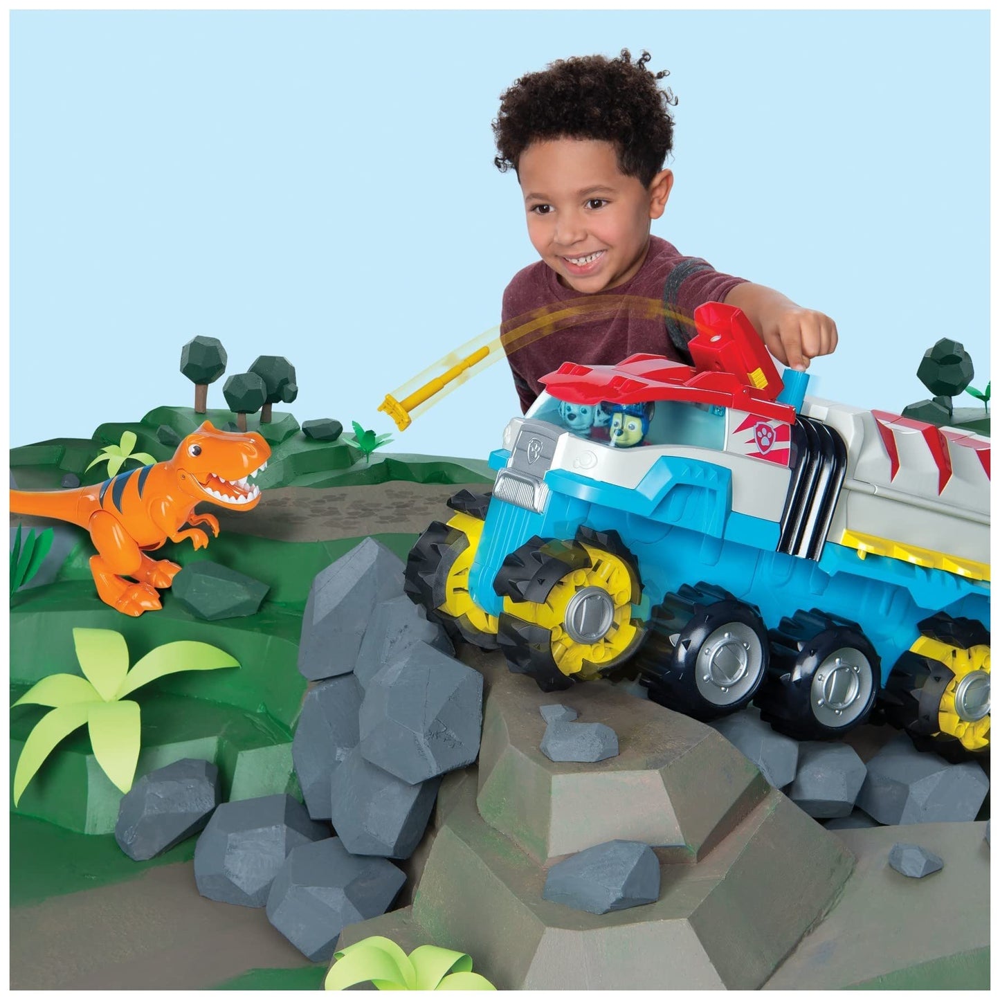 PAW PATROL Dino Rescue Dino Patroller team vehicle with motorized drive, Chase figure and large dinosaur, for ages 3 and up, battery-operated, with sound effects and room for basic vehicles.