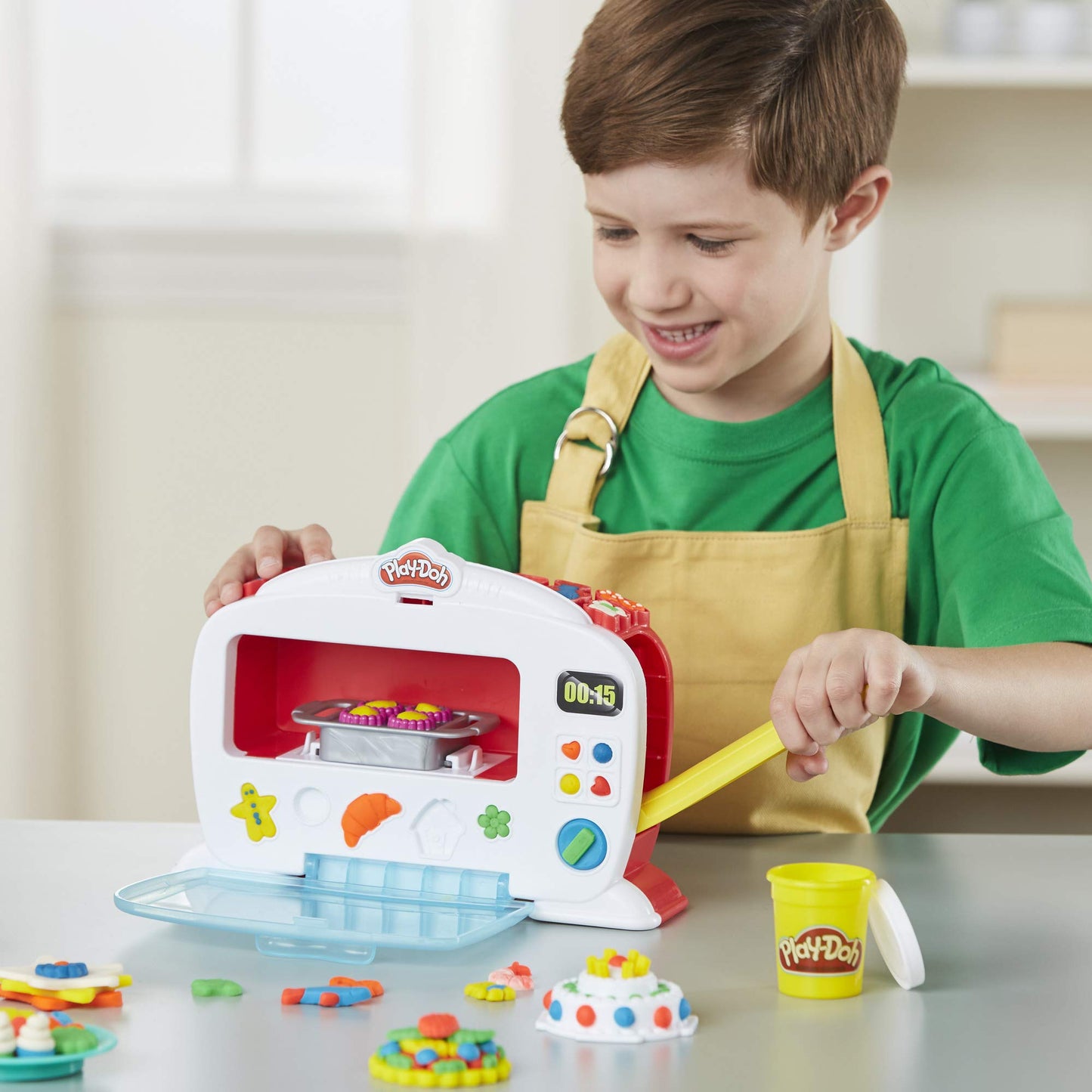 Hasbro Play-Doh - Magical Oven Playset, for imaginative and creative play. Suitable for children aged 3 and up.