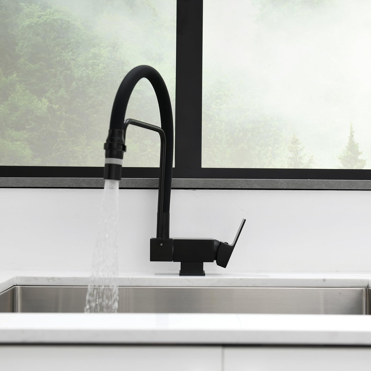 Pre-Window Kitchen Faucet with 360° Adjustable Water Tap with 2 Spray Modes, 360° Rotatable Faucet and Under-Window Installation, Ideal Mixer for Kitchens Below the Window (Black)