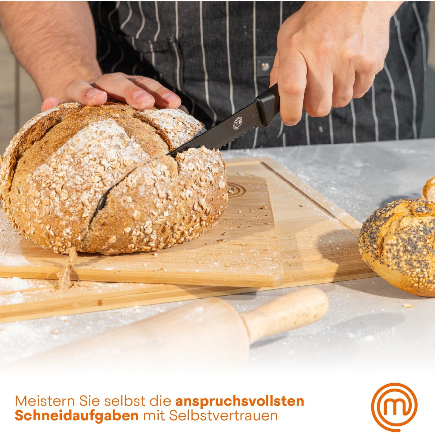 MasterChef knife block with cake knife set including Santoku knife, bread knife, chef's knife, vegetable knife, and utility knife. Made of stainless steel, sharp, 5 pieces, black, with soft-touch handles.