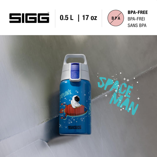 SIGG Shield One Space Kids Water Bottle (0.5 L), stainless steel bottle with leak-proof lid, one-handed operation for easy drinking.