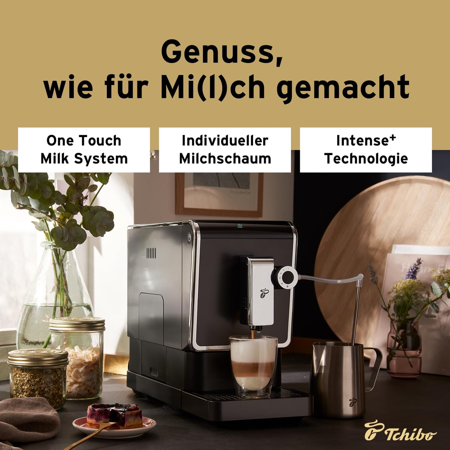 Tchibo coffee machine Esperto Pro with matching glass milk carafe, perfect for Caffè Crema, Espresso, and milk specialties, 600ml milk container, anthracite color.