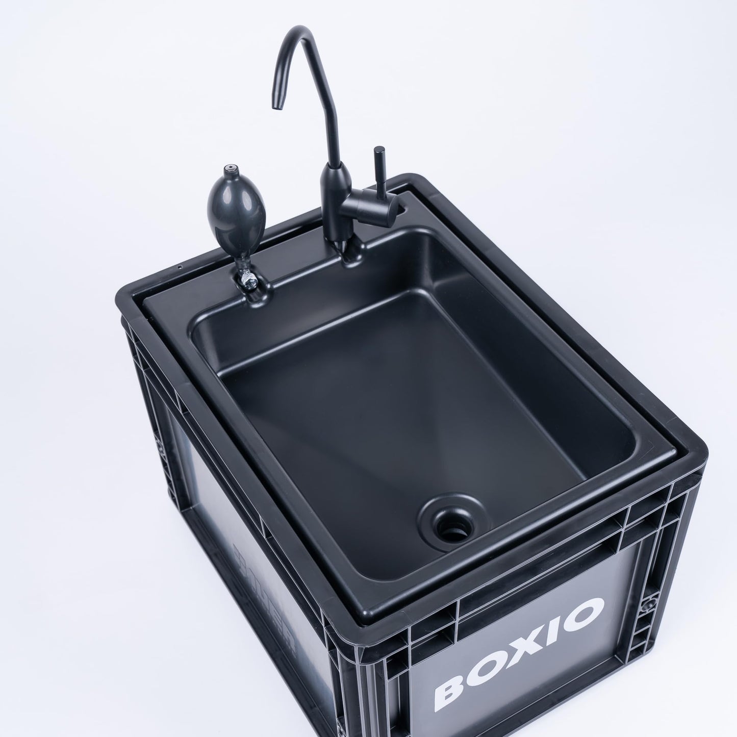 BOXIO - WASH: Portable 40x30 sink, camping washbasin with pump without electricity, camping accessory in Eurobox for van conversion, hairdresser or outdoors at festivals & garden, sink as camping gadgets