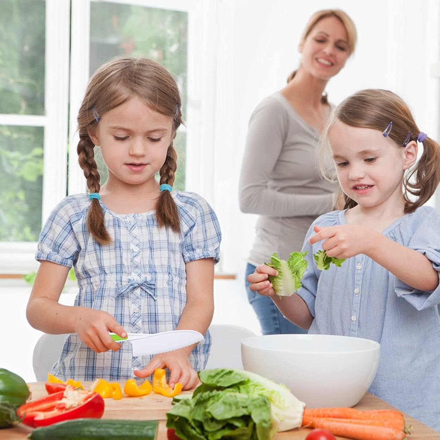 Leking 8-Pcs Wooden Children's Kitchen Knife, Plastic Children's Knife Set includes Wooden Child Safe Knife, Serrated Edge Plastic Knife, Potato Cutter, Sandwich Cutter, Y Peeler, Cutting Board