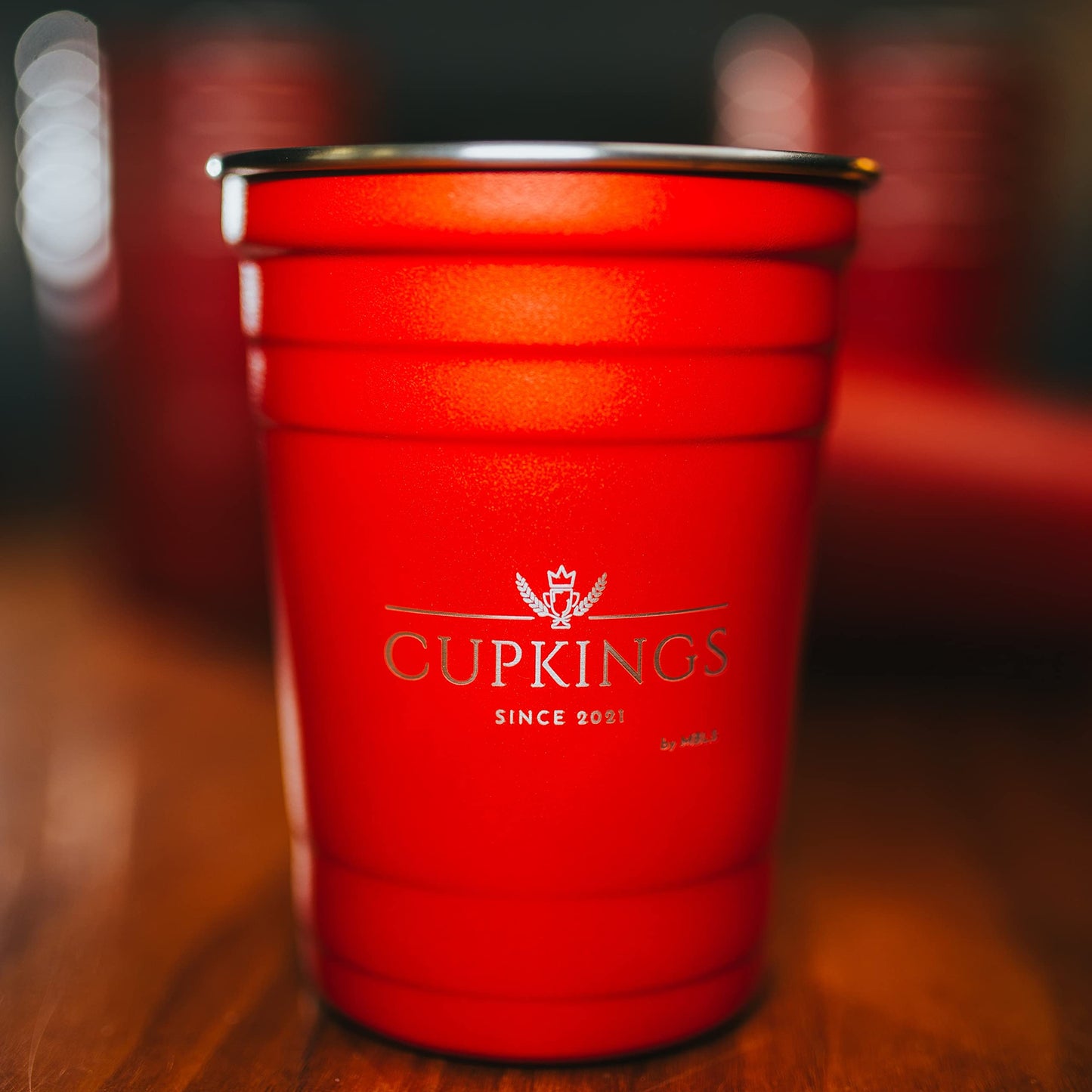CUPKINGS® Beer Pong Cup Set 16 oz / 473 ml - 12 Reusable Stainless Steel Beer Pong Cups + 4 Beer Pong Balls - Durable, reusable, sustainable - Red Cups - Red