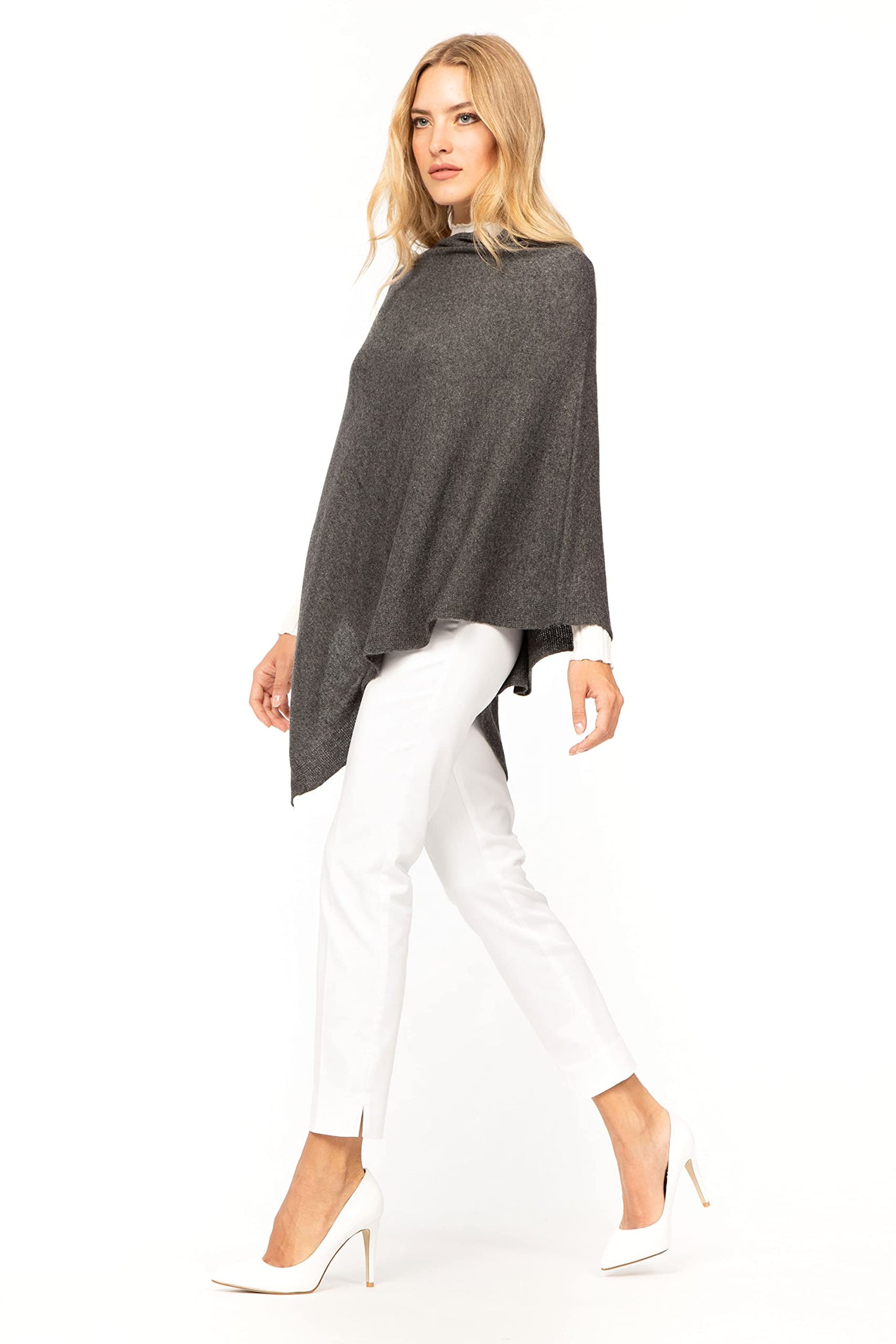 Marine cashmere poncho made from a blend of cashmere for women, delicate and soft, made from cashmere (basalt).