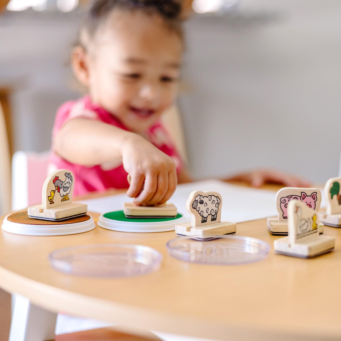 Melissa & Doug Wooden Stamp Set Farm Animals | 8 wooden stamps, 2 stamp pads, storage box | For children ages 3 years and up