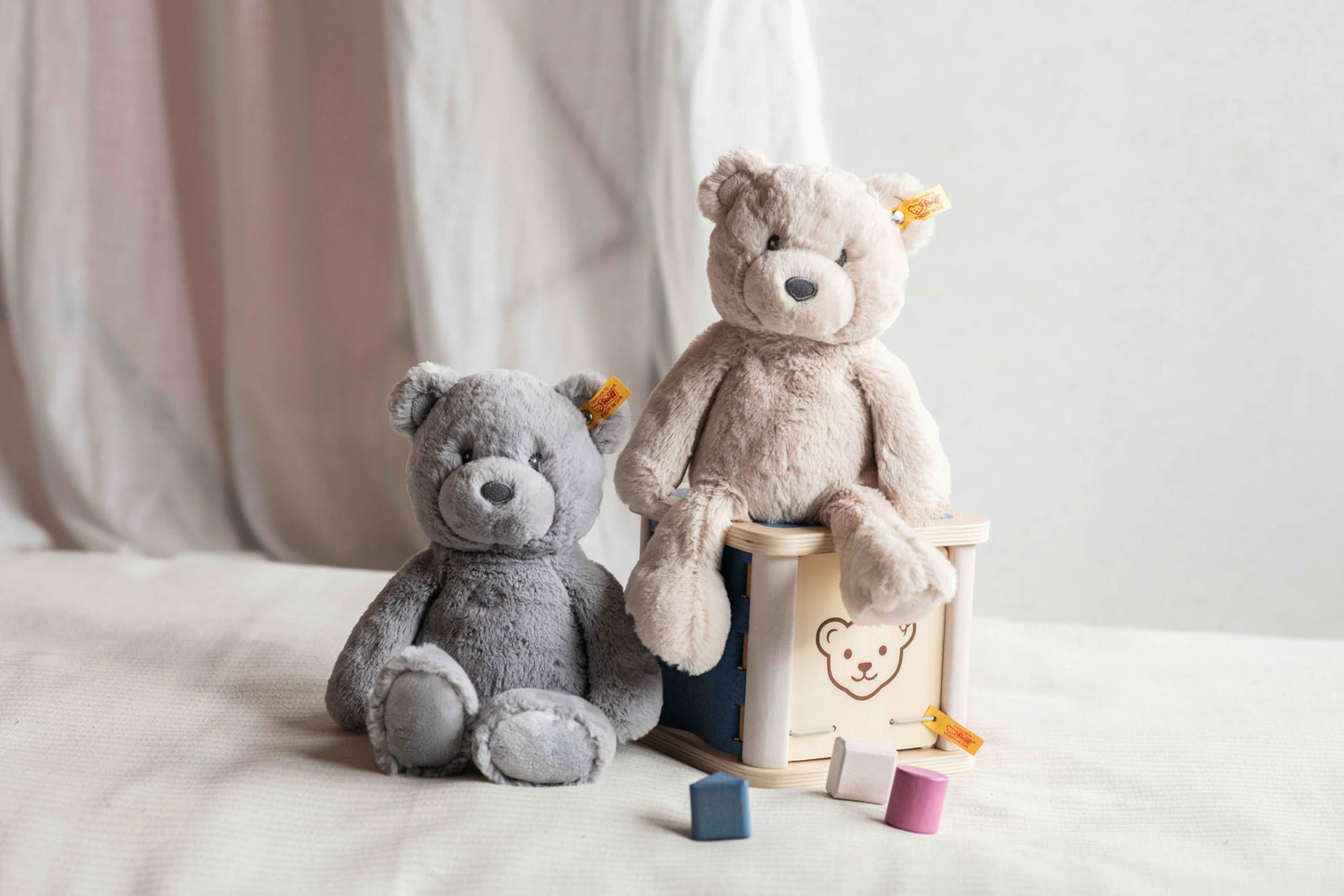 Steiff Bearzy Teddy bear beige 28 cm, cuddly toy teddy, plush bear for cuddling and playing for babies & children, Soft Cuddly Friends, plush toy for delicate baby skin, machine washable
