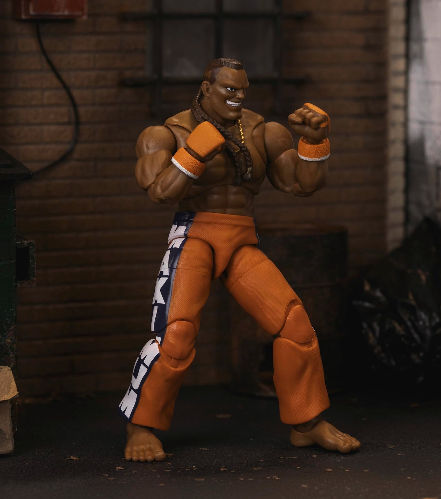 Jada Toys Street Fighter Figure DEE Jay (15 cm) - poseable collectible and action figure from Street Fighter 2: The Final Challengers, with alternate head, hands, and accessories, for ages 13+