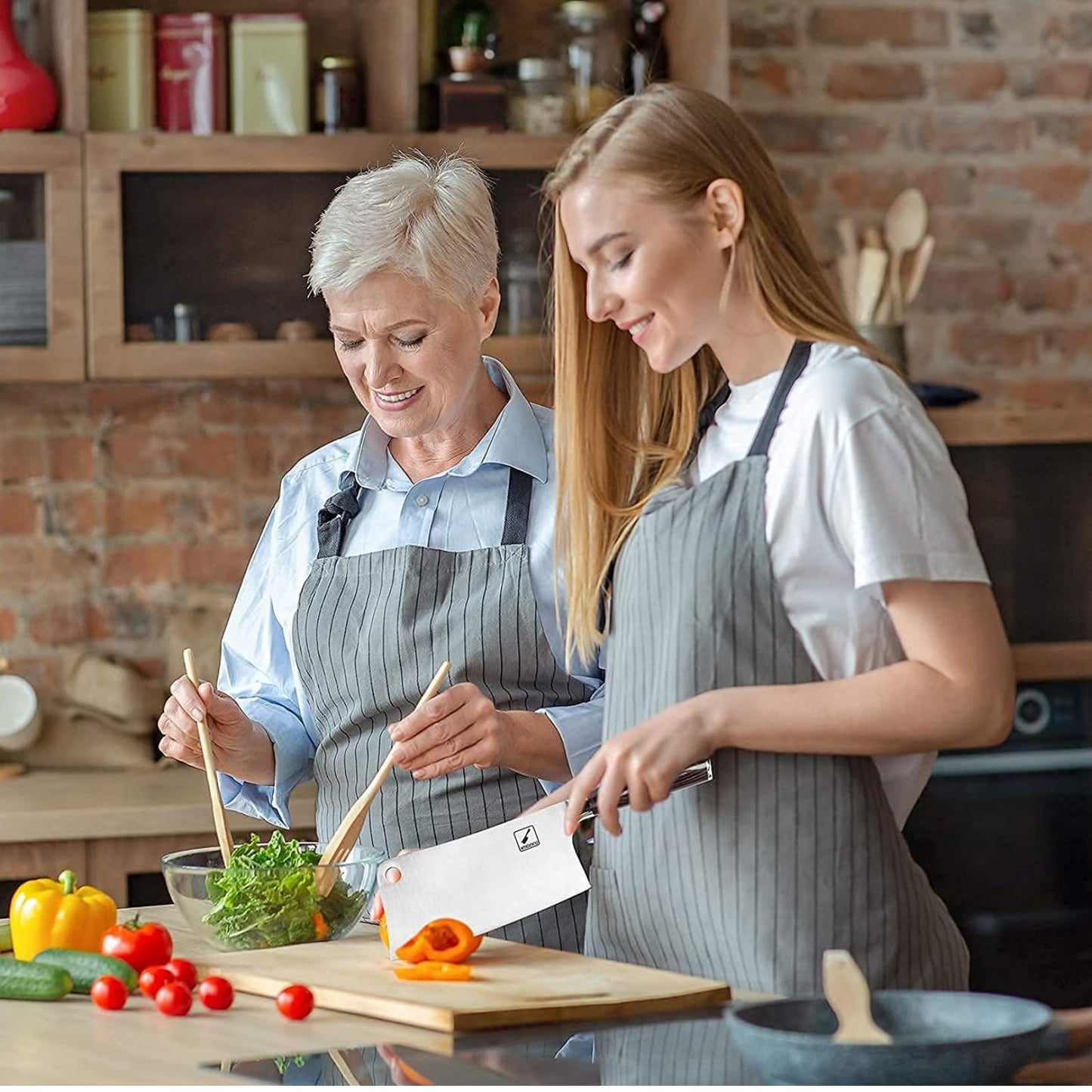 imarku 7" Cleaver Knife, with a 7-inch blade length. Sharp Chinese chef's knife made of high-quality stainless steel. Ideal for chopping bones with an ergonomic Pakkawood handle.