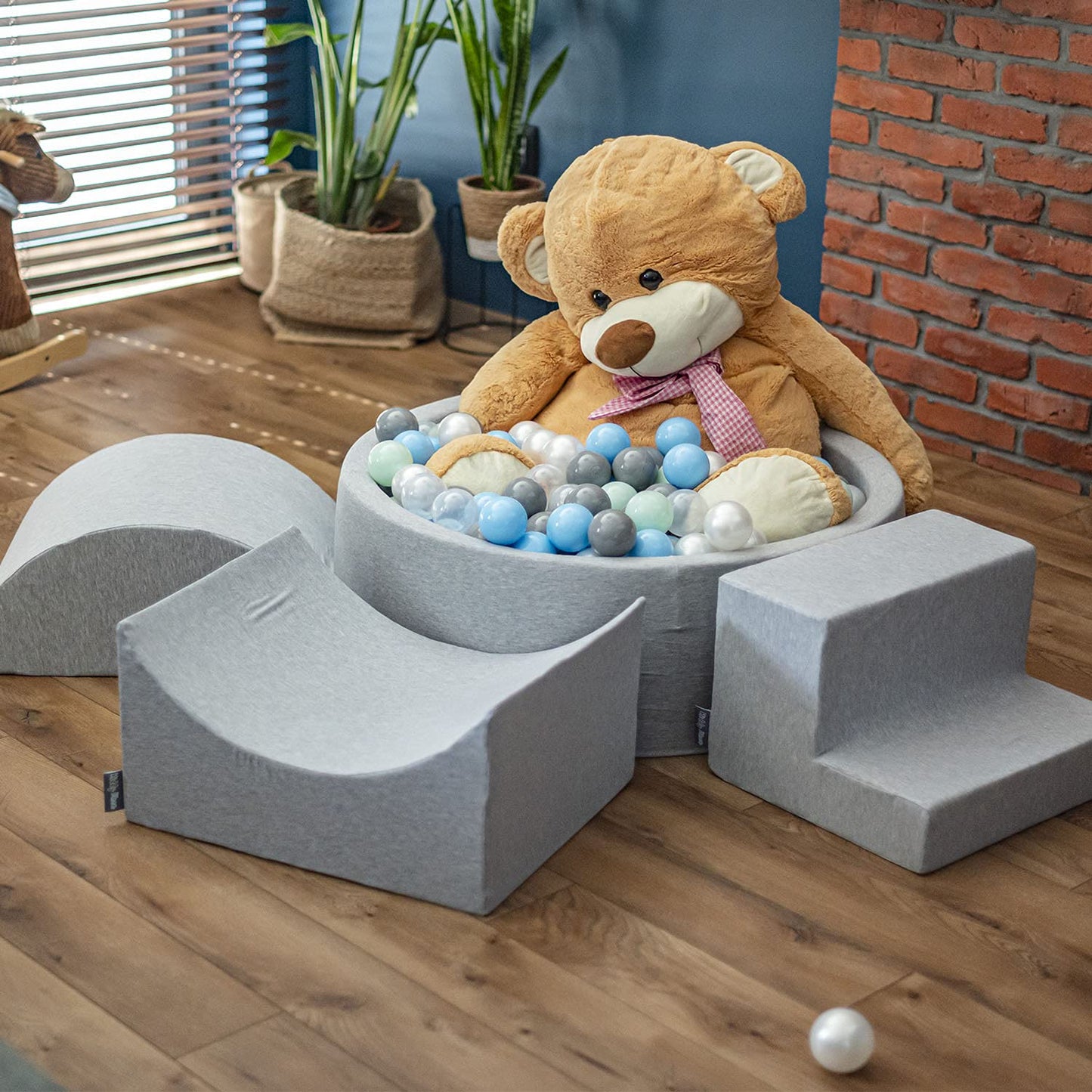 KiddyMoon Quarter Square Ball Pit Ball Pool 90X30cm/300 Balls ∅ 7cm Ball Pits for Babies Toddler Playpen, Made in the EU, Light Grey: White/Grey/Mint