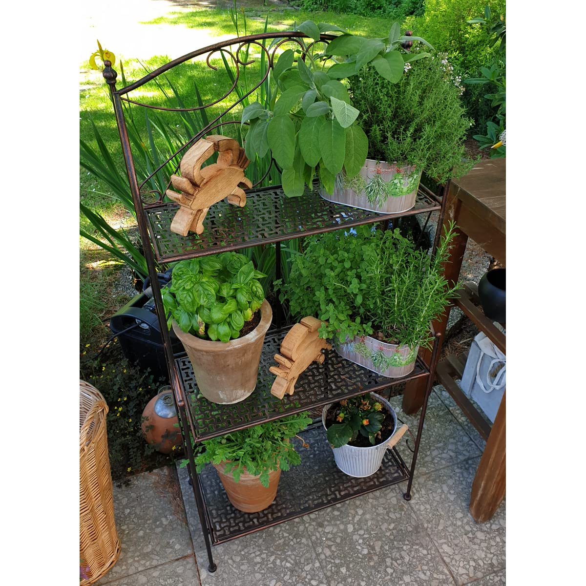 PrimoLiving Metal Garden Shelf - Metal Plant Flower Shelf - Garden and Balcony Plant Shelf - Outdoor Metal Shelf - Vintage Antique Look, 120cm tall, brown, P-09079