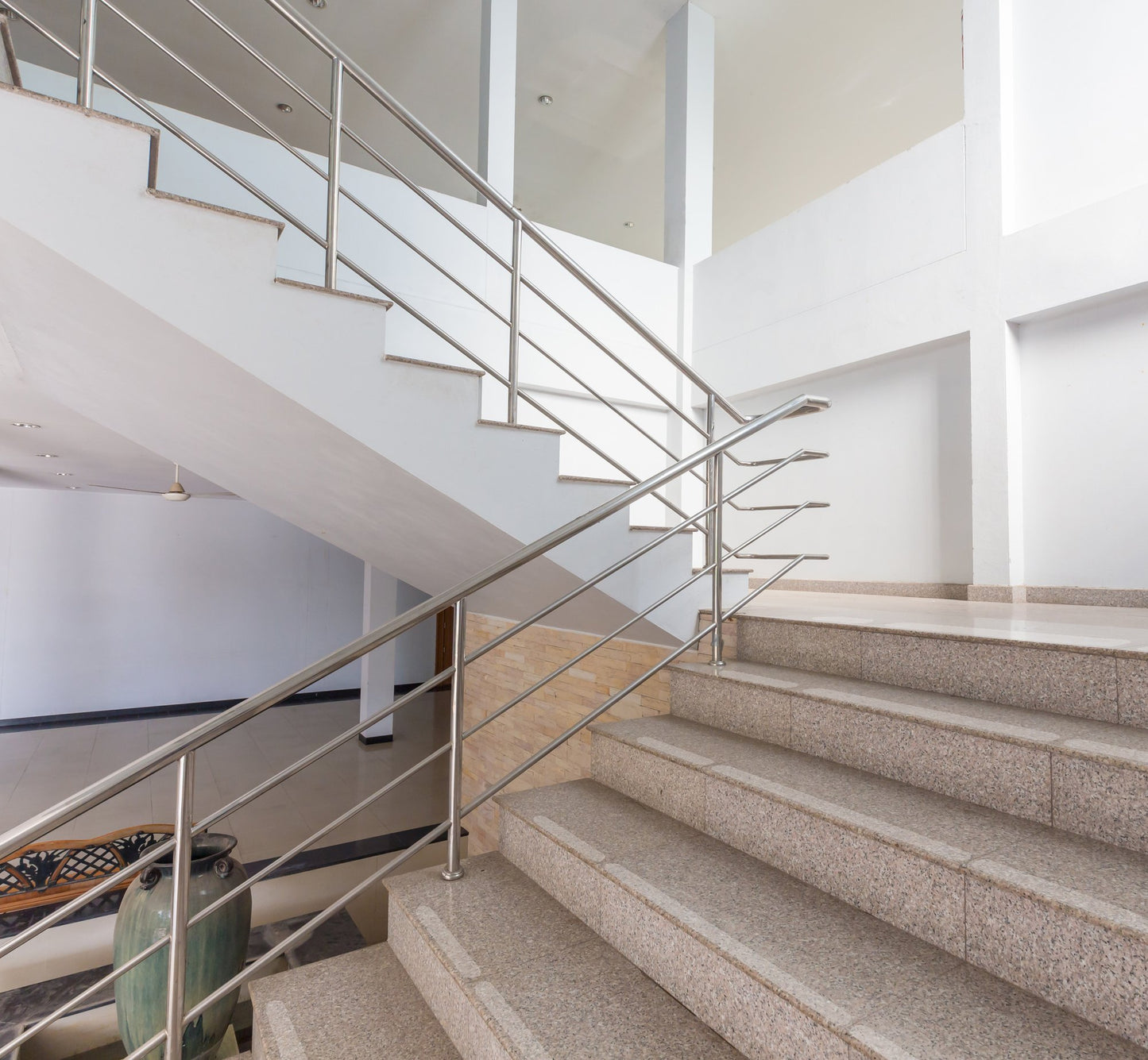 Kara Grip Pro HD Anti Slip Strips for Indoor Stairs 15m roll 5cm clear, also for pets and children. Instead of stair carpets or mats, this barely visible self-adhesive solution works on wood, tiles, granite, and marble.