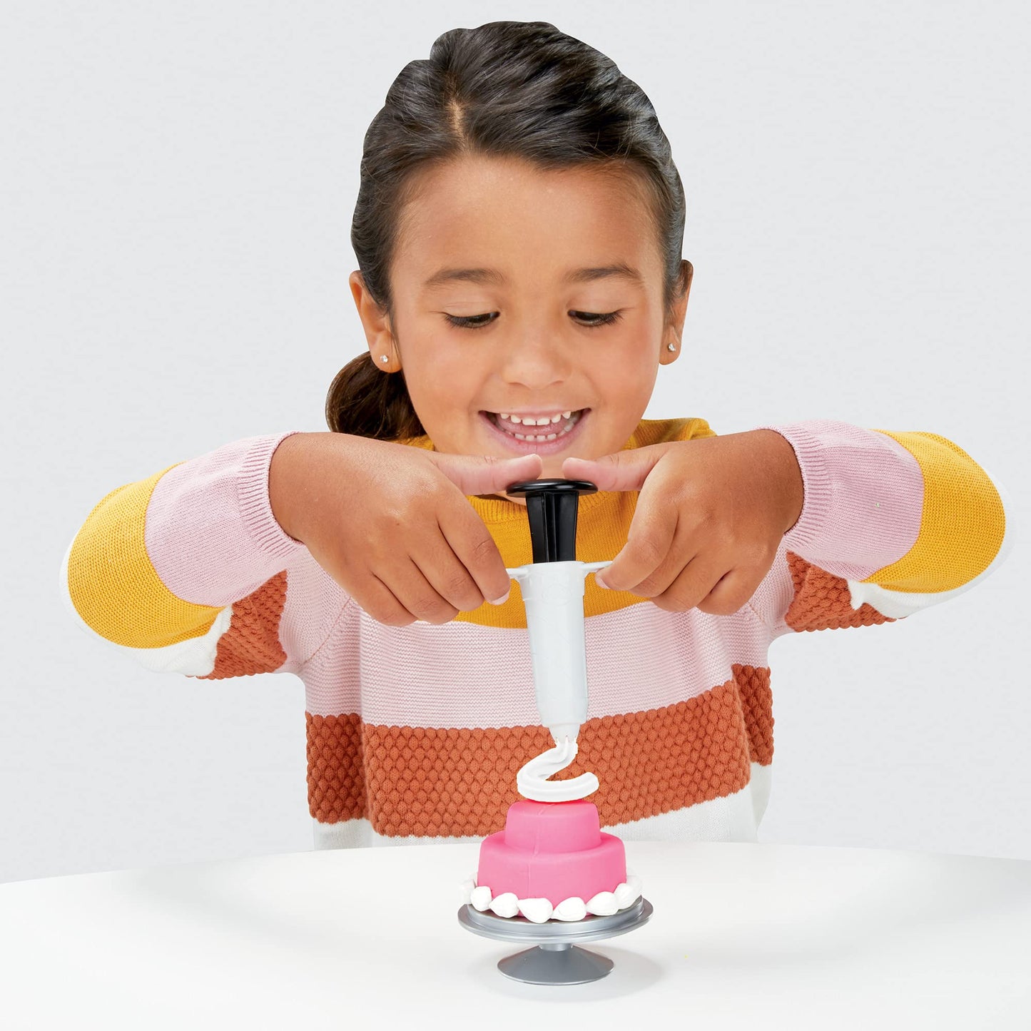 Play-Doh Kitchen Creations Bake Shop Playset for kids ages 3 and up, includes 5 colors.