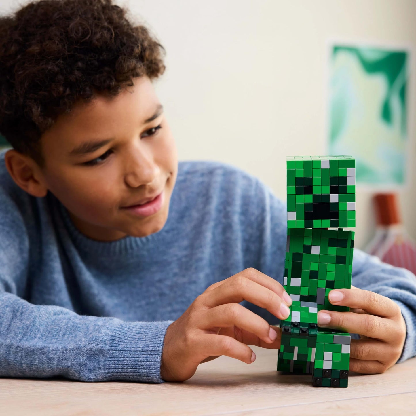 LEGO Minecraft The Creeper - Gamer Toy - Moving Action Figure - Interactive playset with TNT element - Kids DIY decor - Gaming gift for boys, girls & teens ages 10+ - 21276