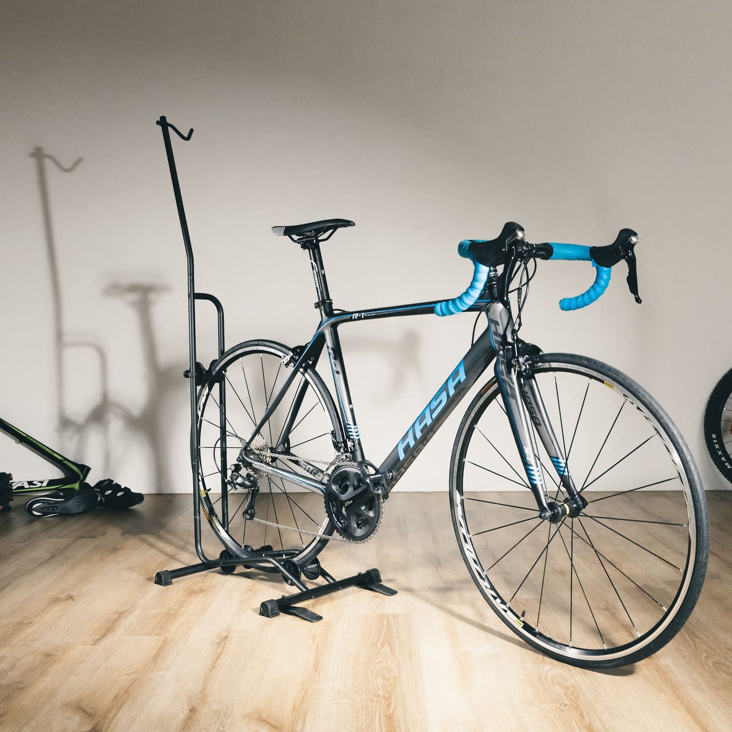 CyclingDeal Bike Stand - High quality adjustable vertical and horizontal bike rack - Safe and reliable storage for MTB and road bikes.