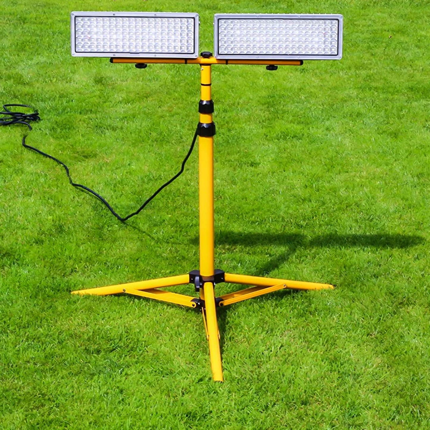 POWERFUL 100W LED Floodlight Floodlights LED Floodlight Outdoor 10000lm Super Bright Floodlight 6500K IP67 Waterproof Outdoor Spotlight for lawns Backyard...