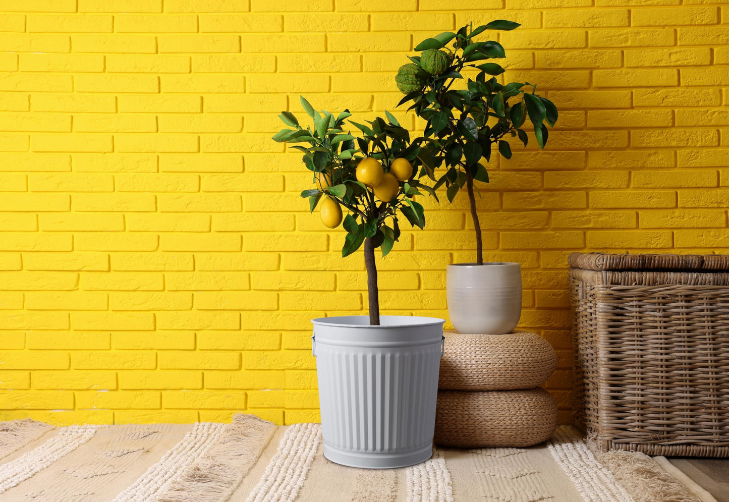 Jinfa Large metal bin with lid and handles - trash can for yellow bag, deposit container, fireplace ash bucket, feed bin, pellet container - sturdy & decorative in retro design.
