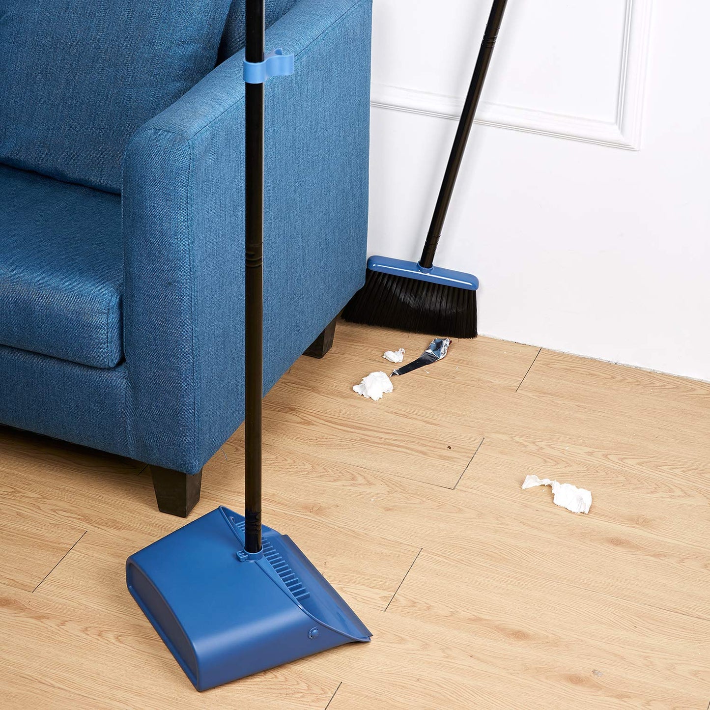 Jekayla Broom and Dustpan Set, Broom and Dustpan Combo with 137cm Long Extendable Handle for Household Cleaning, Blue