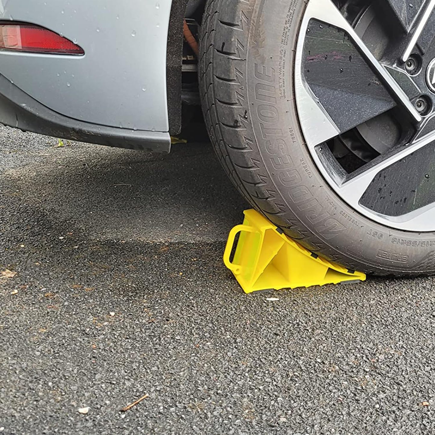 Leadstand vehicle chocks, non-slip bottom, suitable for RVs, trailers, yellow plastic, fits most tire sizes (2)