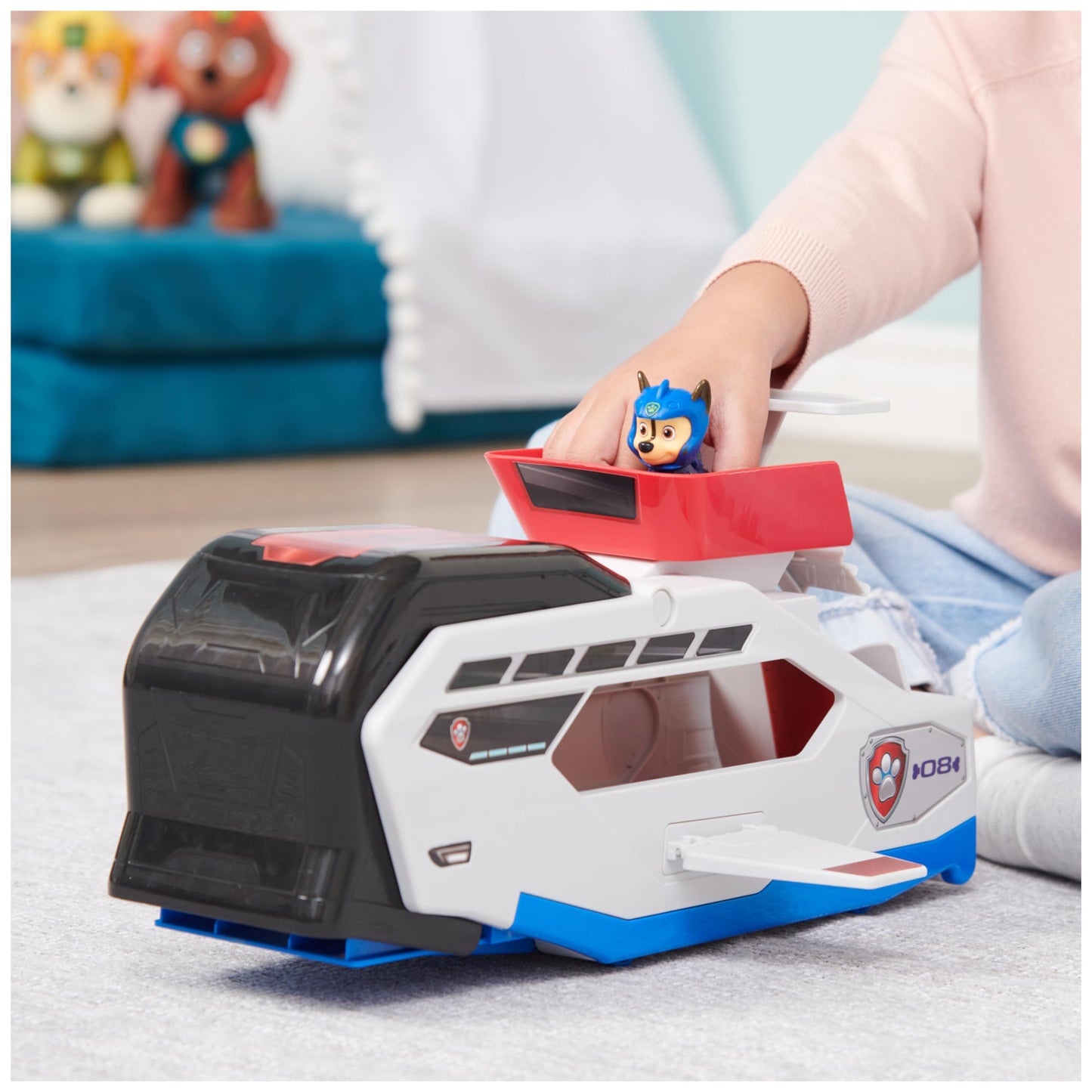 PAW Patrol, Aqua Pups - Whale Patroller, team vehicle featuring Chase's base vehicle and puppy figure, launcher for base vehicle, suitable for children aged 3 years and up.