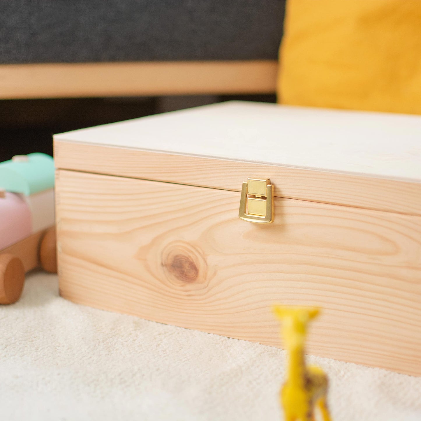 LAUBLUST wooden box with lid & lock - 40x30x14cm, natural - storage box | memory box, FSC® | crafting & gift box