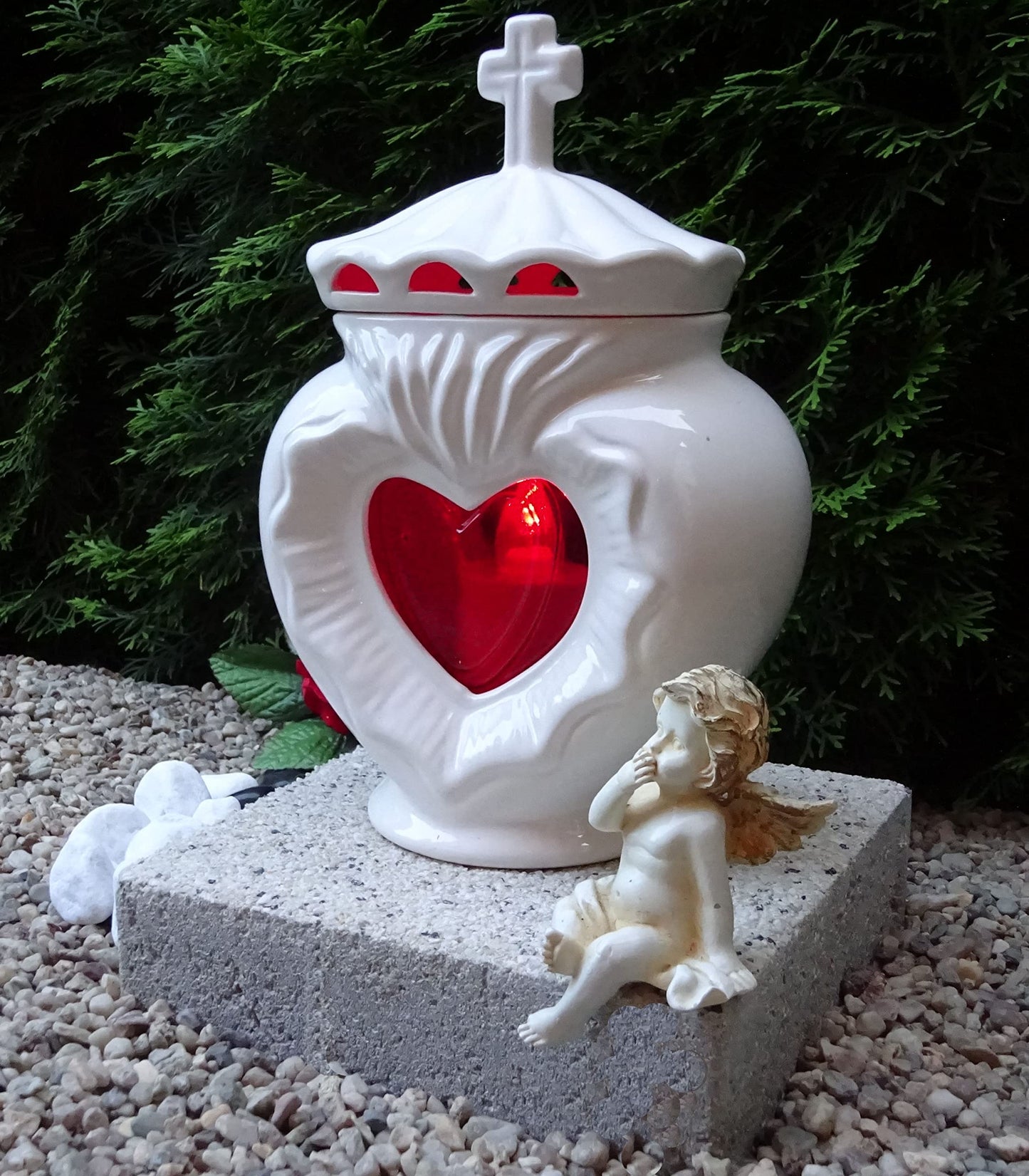 Grave lamp with heart base white 26.0cm grave light grave decoration grave lantern grave candle candle grave lamp lantern light mourning cemetery garden.