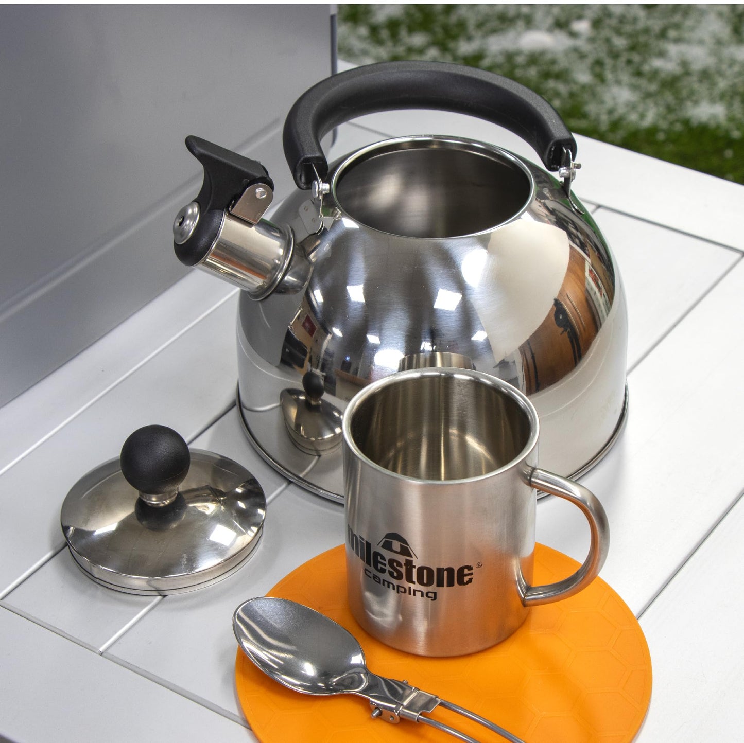 Milestone Camping Unisex-Adult Whistling Kettle, tea pot, coffee pot, indoor/outdoor camping hiking picnic, stainless steel, 22x21x18