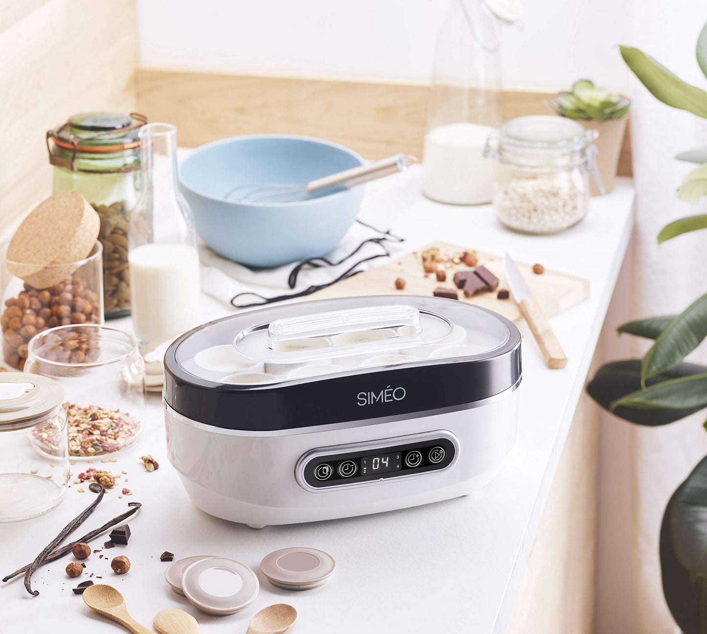 Simeo Siméo YVA640 Yogurt Maker, 20 W, for Classic Yogurt at Home, with Plant-based Drinks and Desserts, 125 ml, 500 ml - 30 x 17 x 15.3 cm, Plastic, 8 Ceramic Pots + 2 Glass