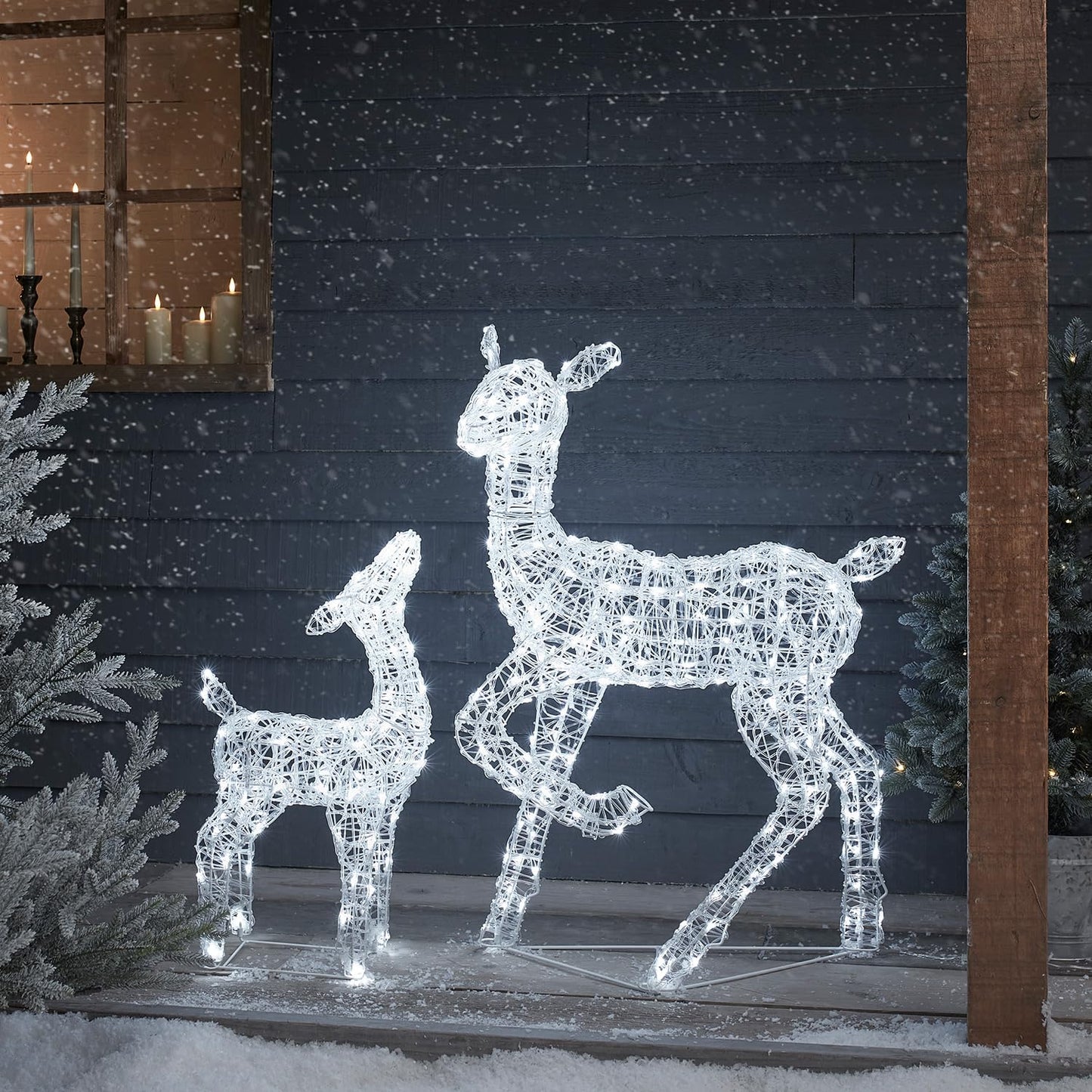 Lights4fun 120cm Swinsty LED Reindeer Family - Acrylic White Timer Christmas Figure Lighting Outdoor and Indoor - Deer Figure Christmas Decoration Outdoor