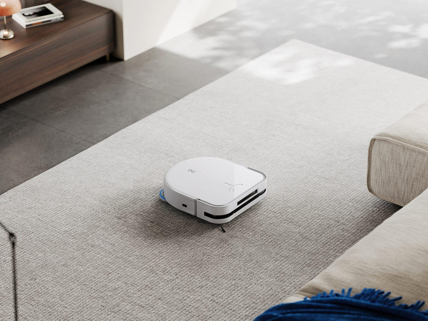 ECOVACS DEEBOT X5 Omni robot vacuum with mopping function, 12,800Pa suction power, ZeroTangle Technology, TruEdge™ Edge Mopping, 70℃ hot water mop washing, automatic lifting of the mop, self-emptying.