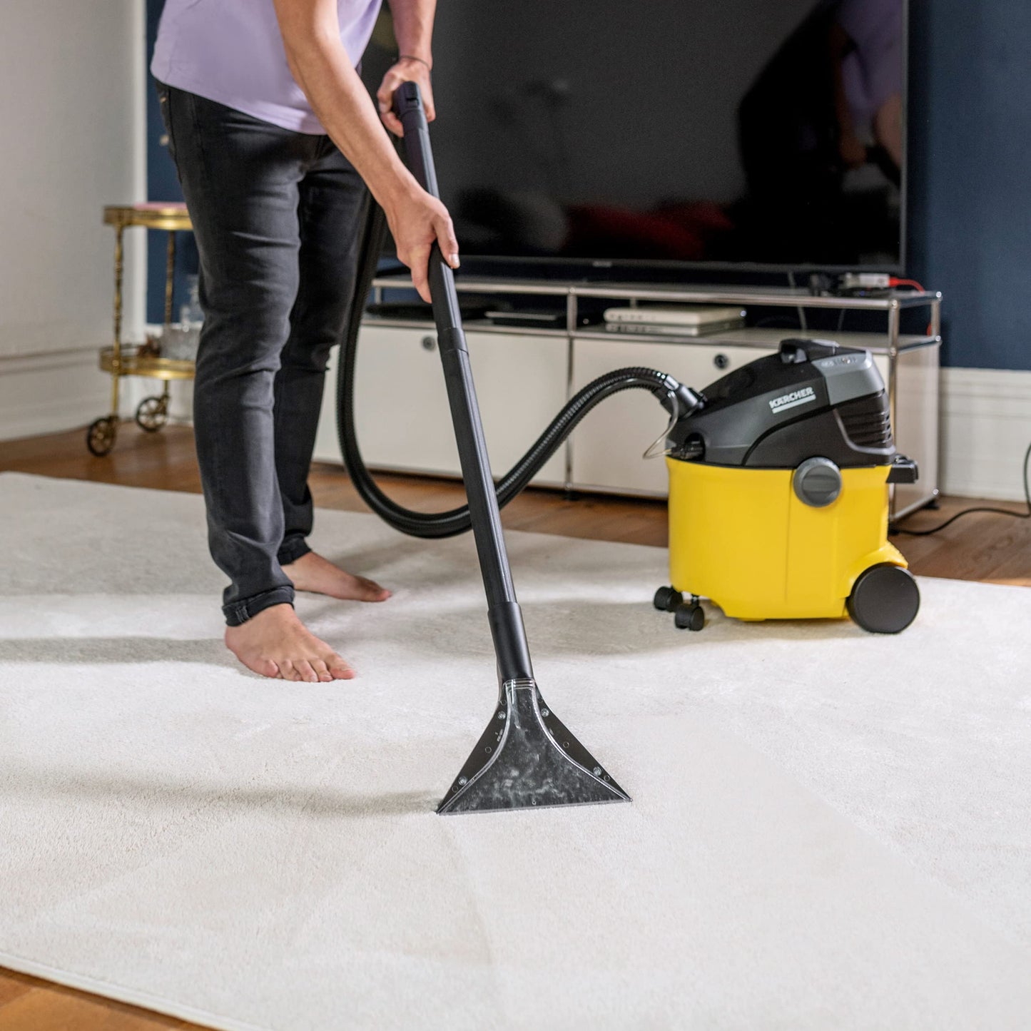 Kärcher SE 5.100 carpet cleaner (2-in-1 integrated spray hose, 230 mm working width, spray pressure 1 bar, spray rate 1 l/min)