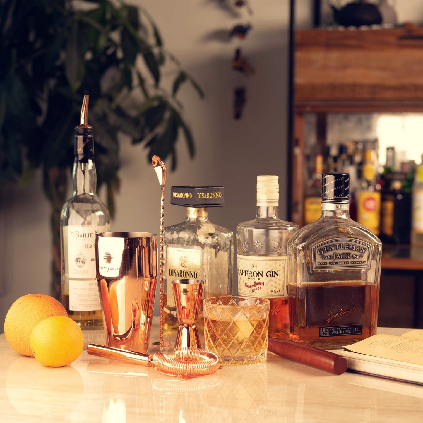 Rusty Barrel Chelsea Cocktail Set for Mixing - Rose Gold Gift Set Manhattan Stainless Steel Cocktail Shaker, Muddler, Strainer, Jigger, Pourer, Spoon, Bag, and Recipe Book - with Gift Box