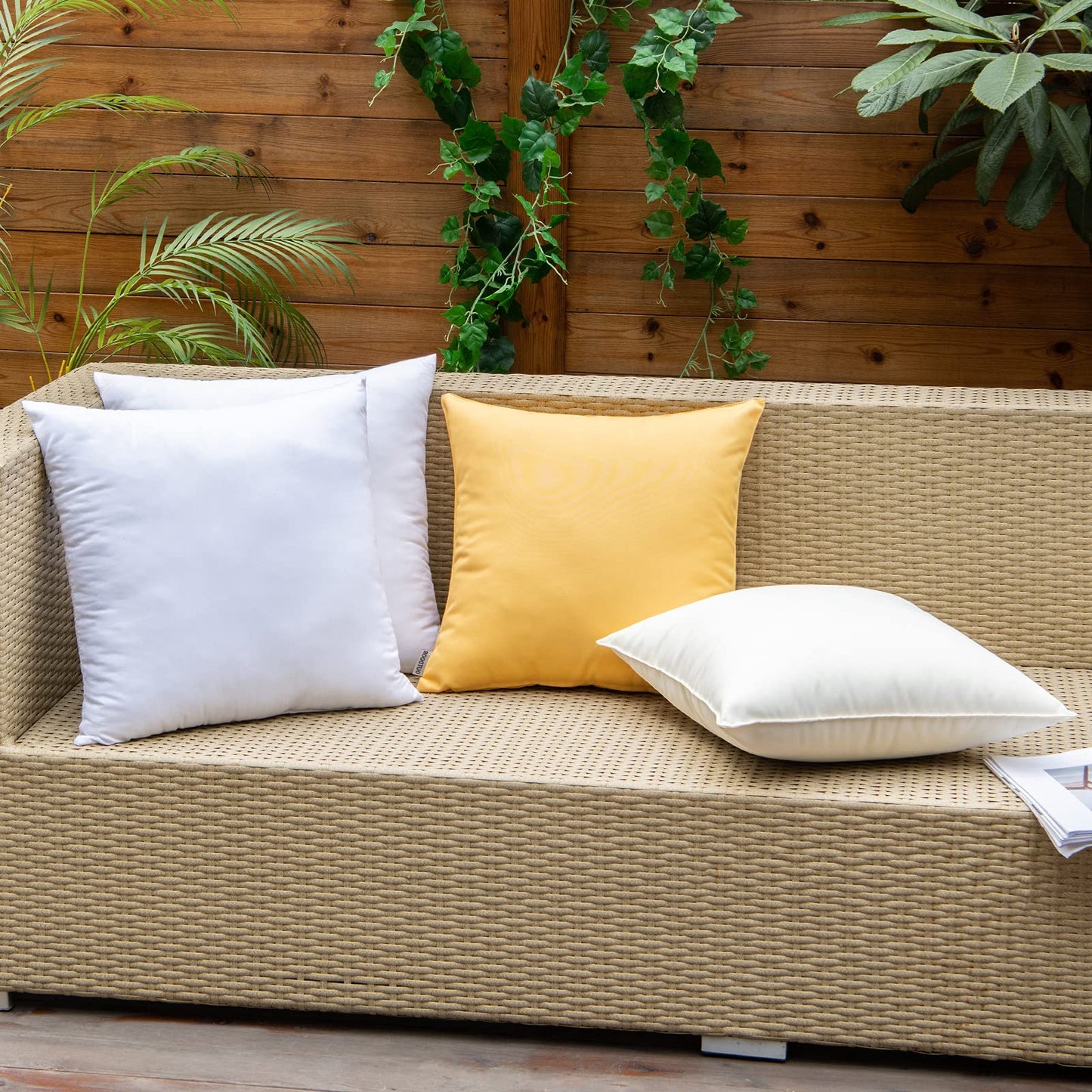 EMEMA 4-piece Outdoor Pillow Set Weatherproof 50x50 cm Water-resistant Pillow Filling Inner Pillow Sofa Pillow Head Pillow Feather Pillow Decorative Pillow Filling for Garden Couch Living Room Bedroom Sofa