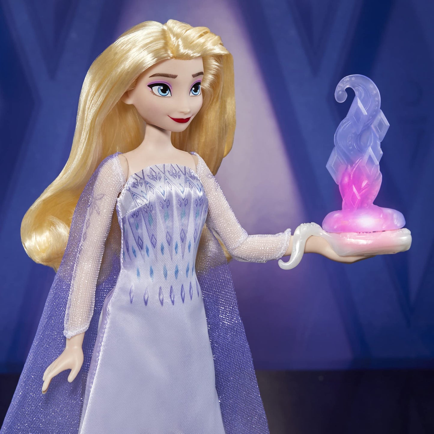 Disney's Frozen 2 talking ELSA and Friends, ELSA doll with sounds and phrases, toy for children aged 3 and up