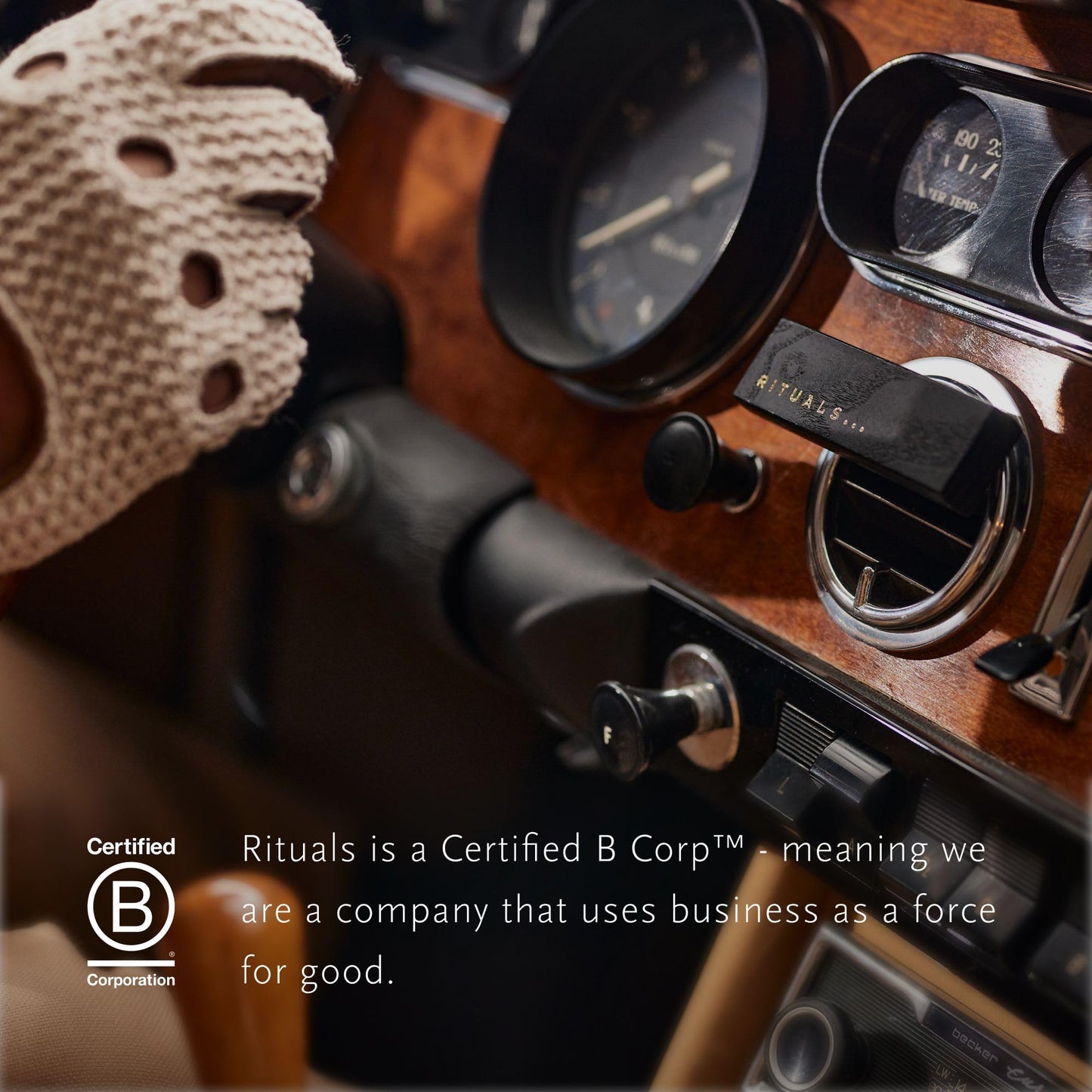 RITUALS The Ritual of Homme Car Perfume Gift Set - Includes a car perfume, a pack of car wipes, and a reusable wooden holder with 2 refillable air fresheners.