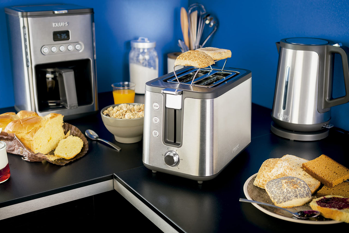 Krups KH442D Control Line Premium Toaster, stainless steel, 2 short slots for 2 slices, bun warmer, 6 browning levels, 850 W, 23.6 x 32.4 x 20.2 cm, silver/black.