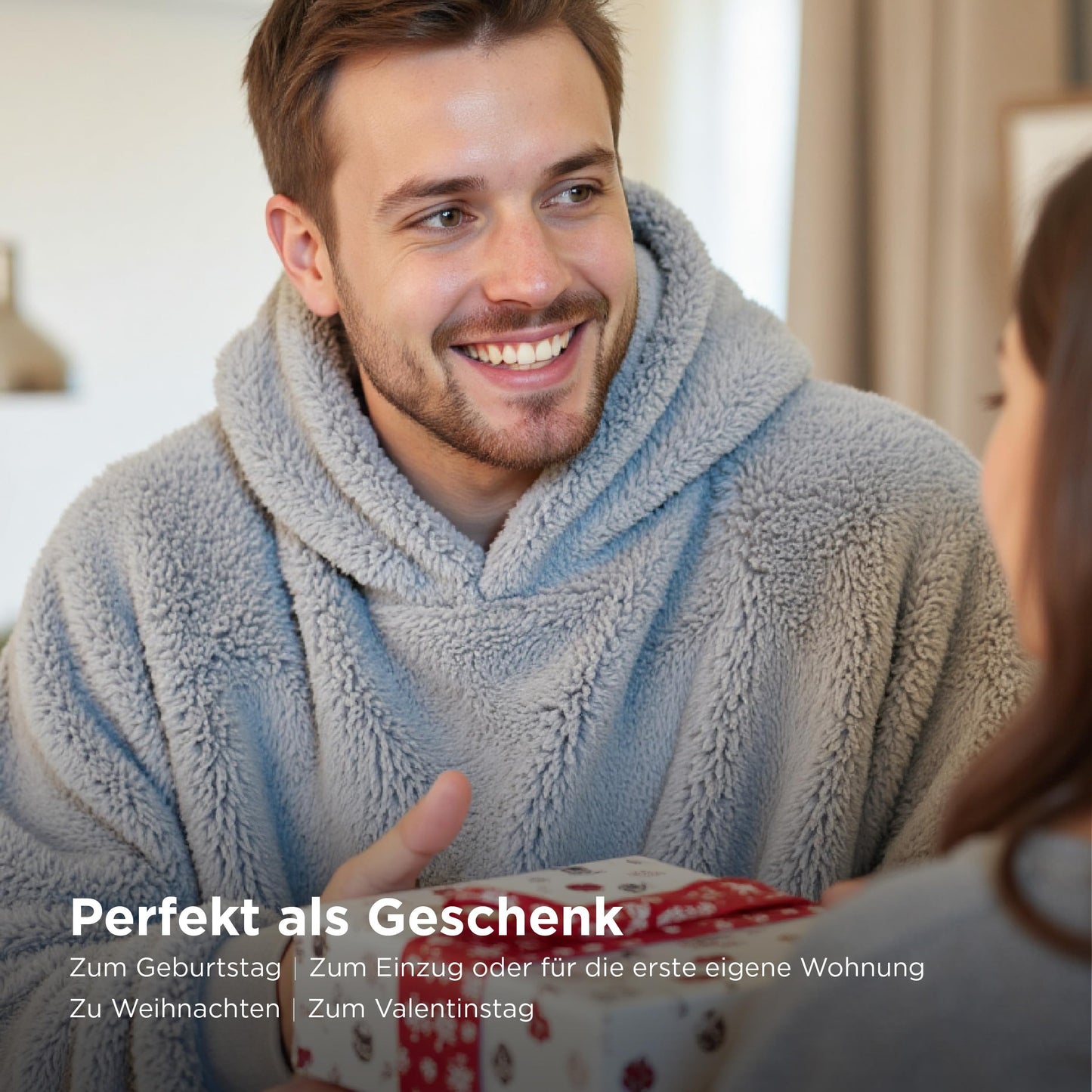 BEDSURE Hoodie Blanket with Sleeves - Snuggle Sweatshirt as Gifts for Women - Wearable Blanket for Adults with Sleeves Soft Warm Gifts for Girlfriend Mothers, Gray 95x85 cm