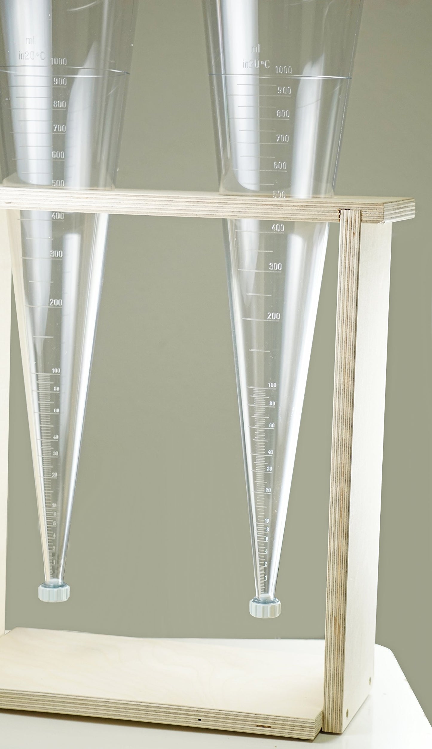 Imhoff sedimentation cone, witeg, 1,000 ml, DIN 12672, made of SAN, with outlet closure stopper, graduated up to the tip.