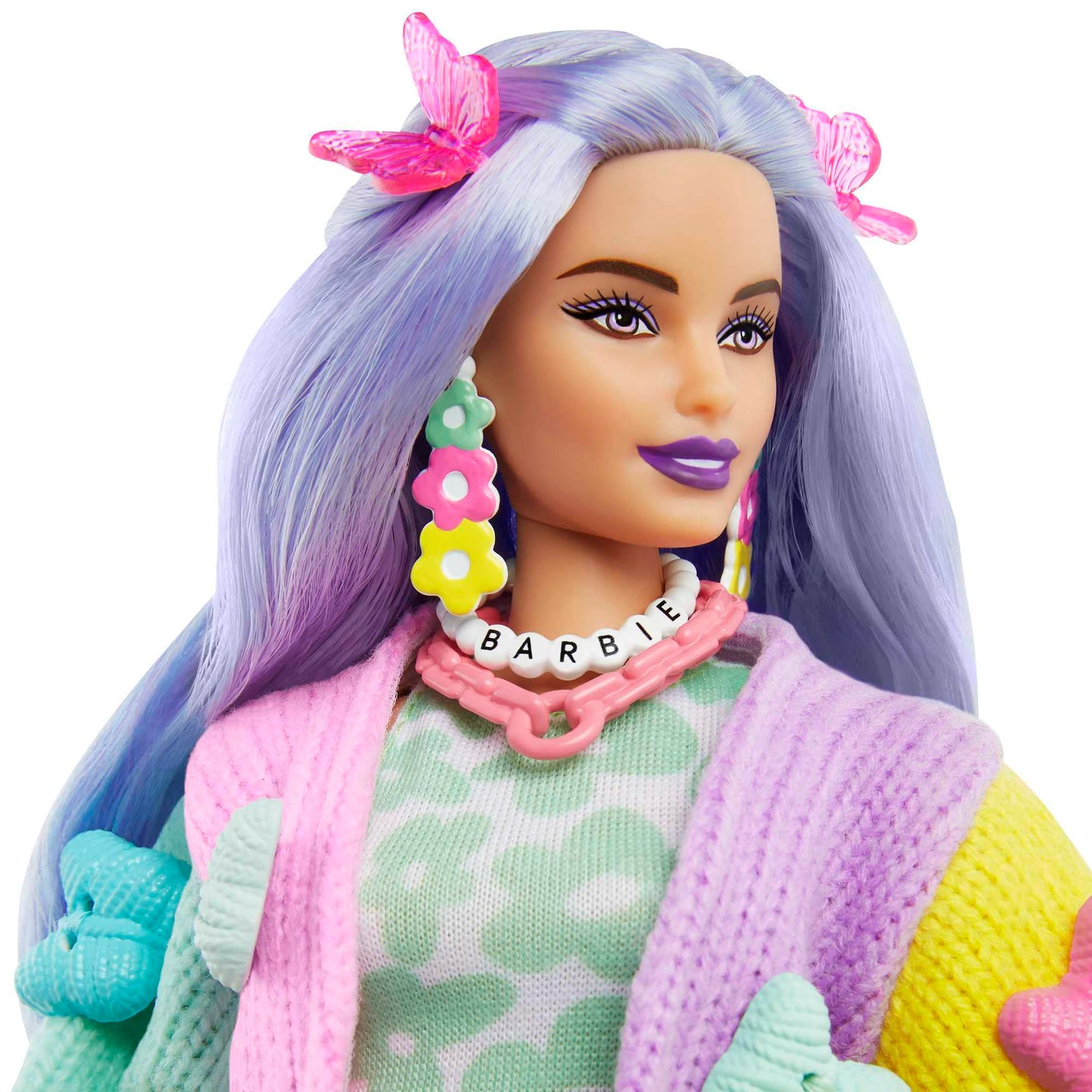 Barbie EXTRA - Curvy with 15 accessories and pets, articulated body, outfit with sweater, top, shorts, boots, and accessories, for creative styling from 3 years old, HKP95