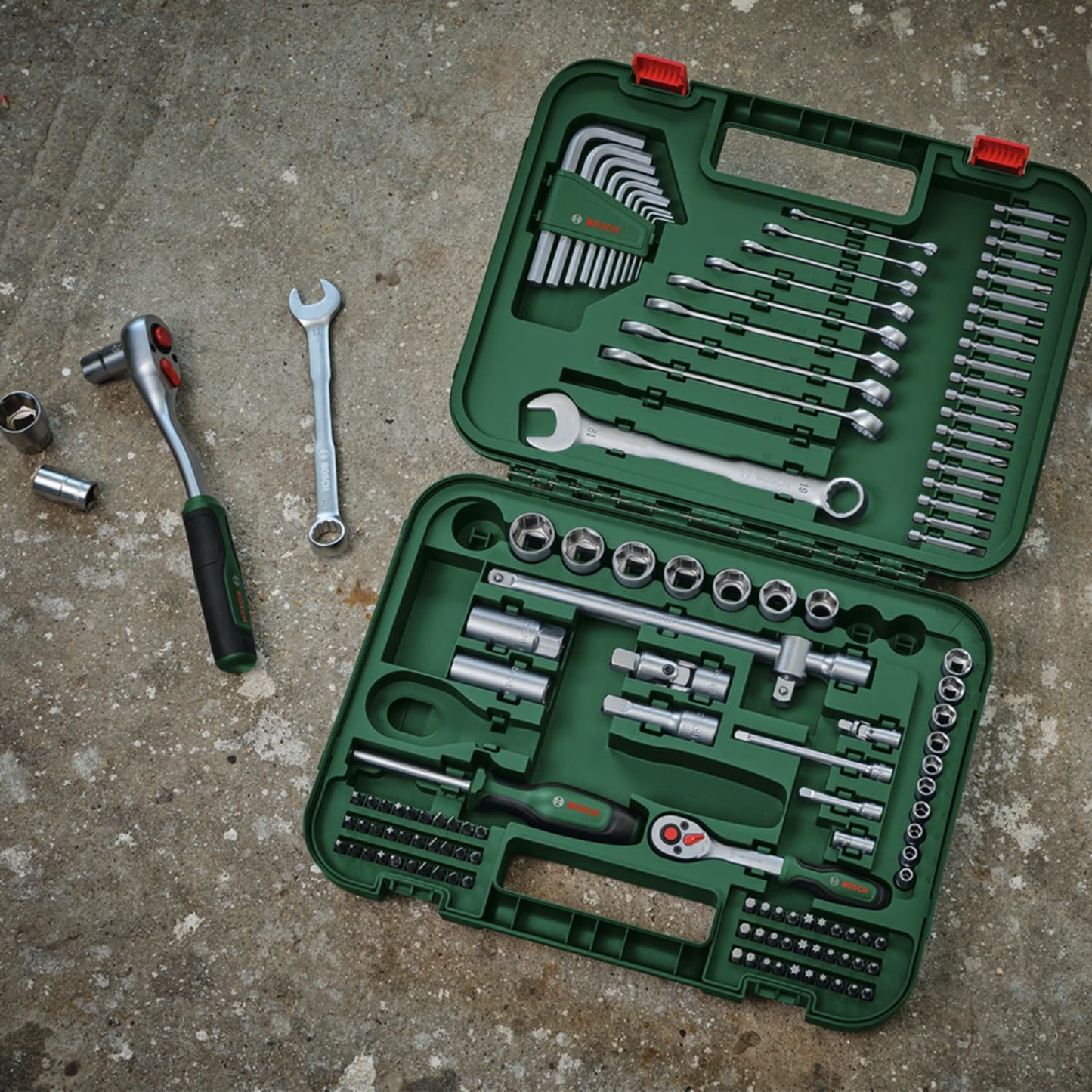 Bosch Advanced 132-piece Hand Tool Set (for screwing and fastening tasks; High-quality materials; Ergonomic design; long lifespan)